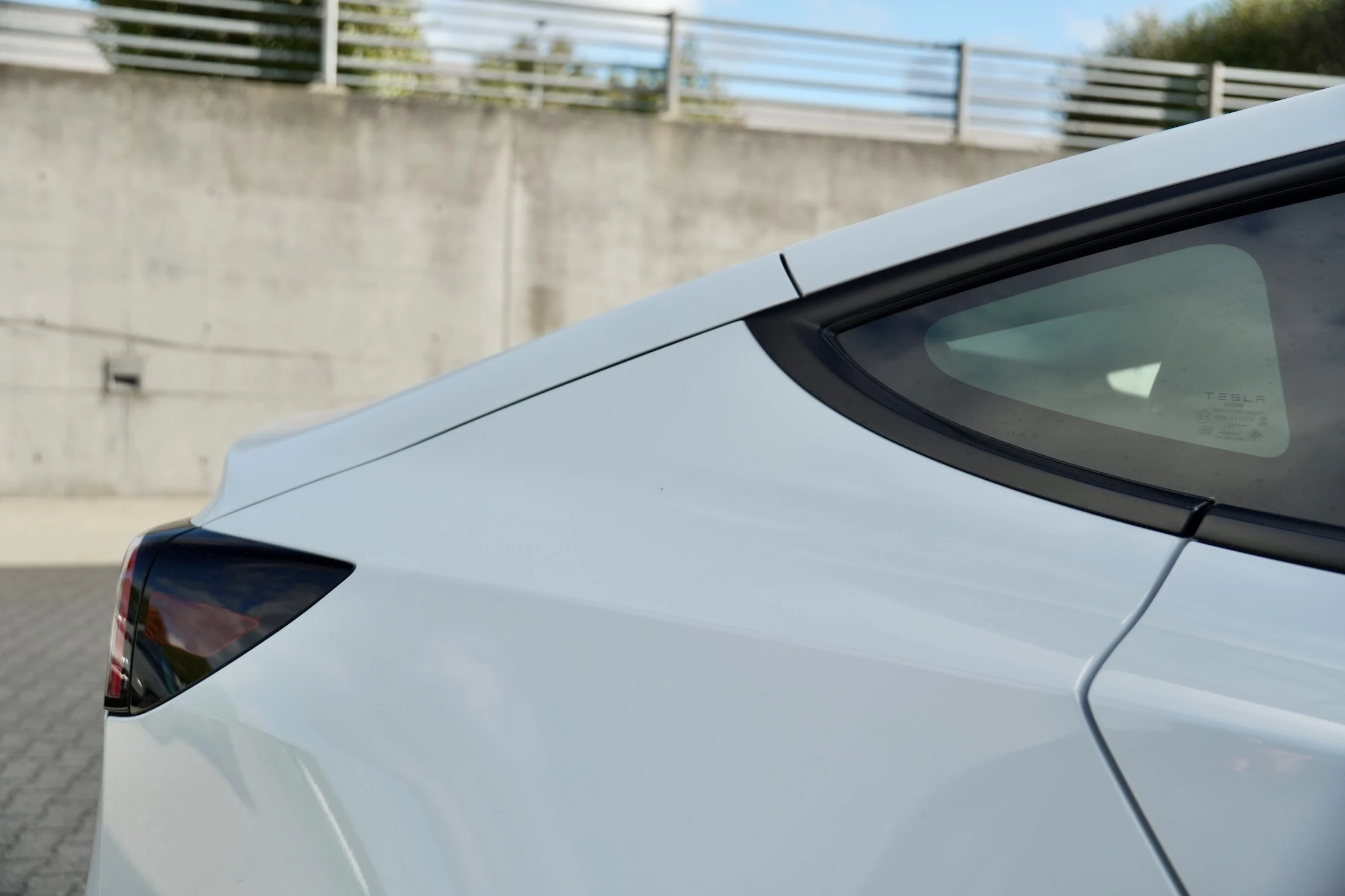 STORTEST Mazda 6e Tesla Model 3 VW ID.7 MBB5236