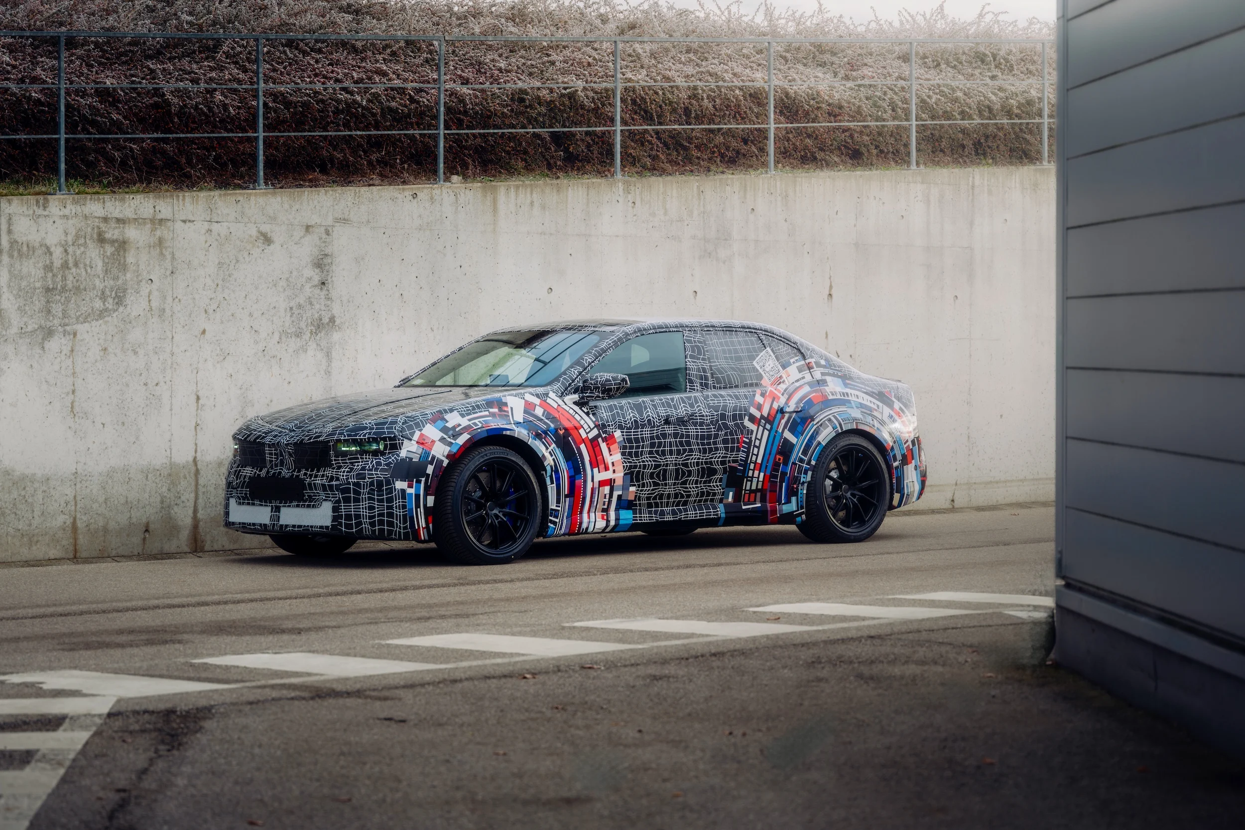 BMW M3 65 highRes bmw-m-electrified-01