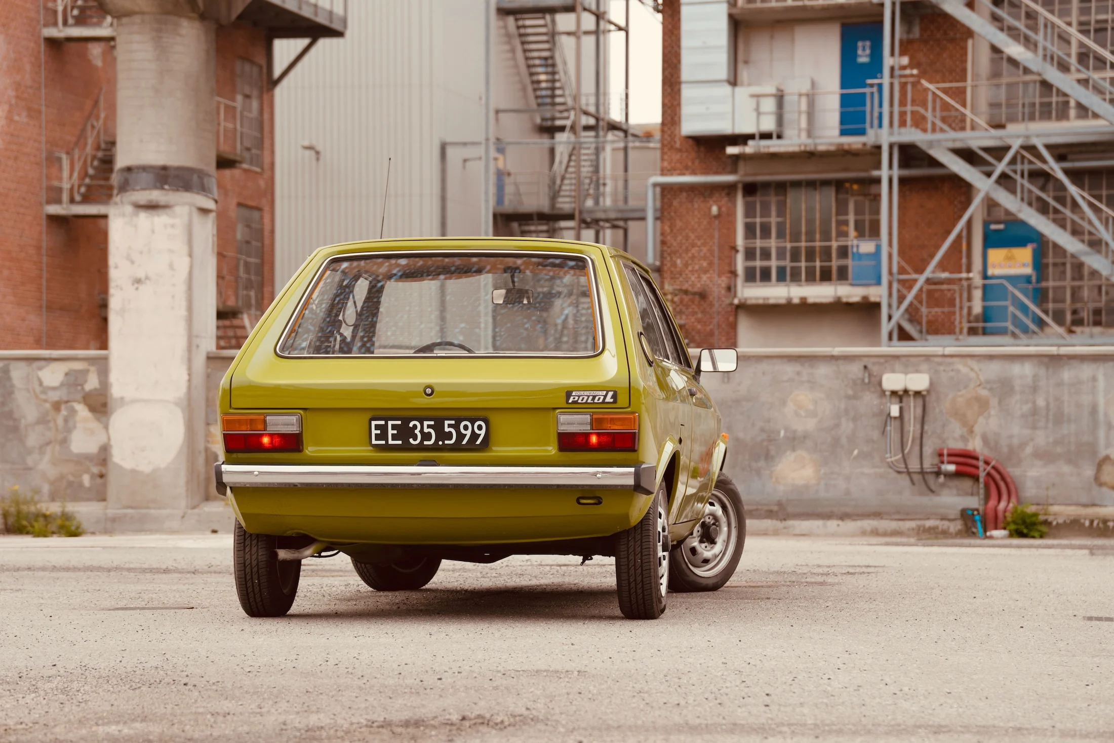VW Polo L 1975 MBB 03421