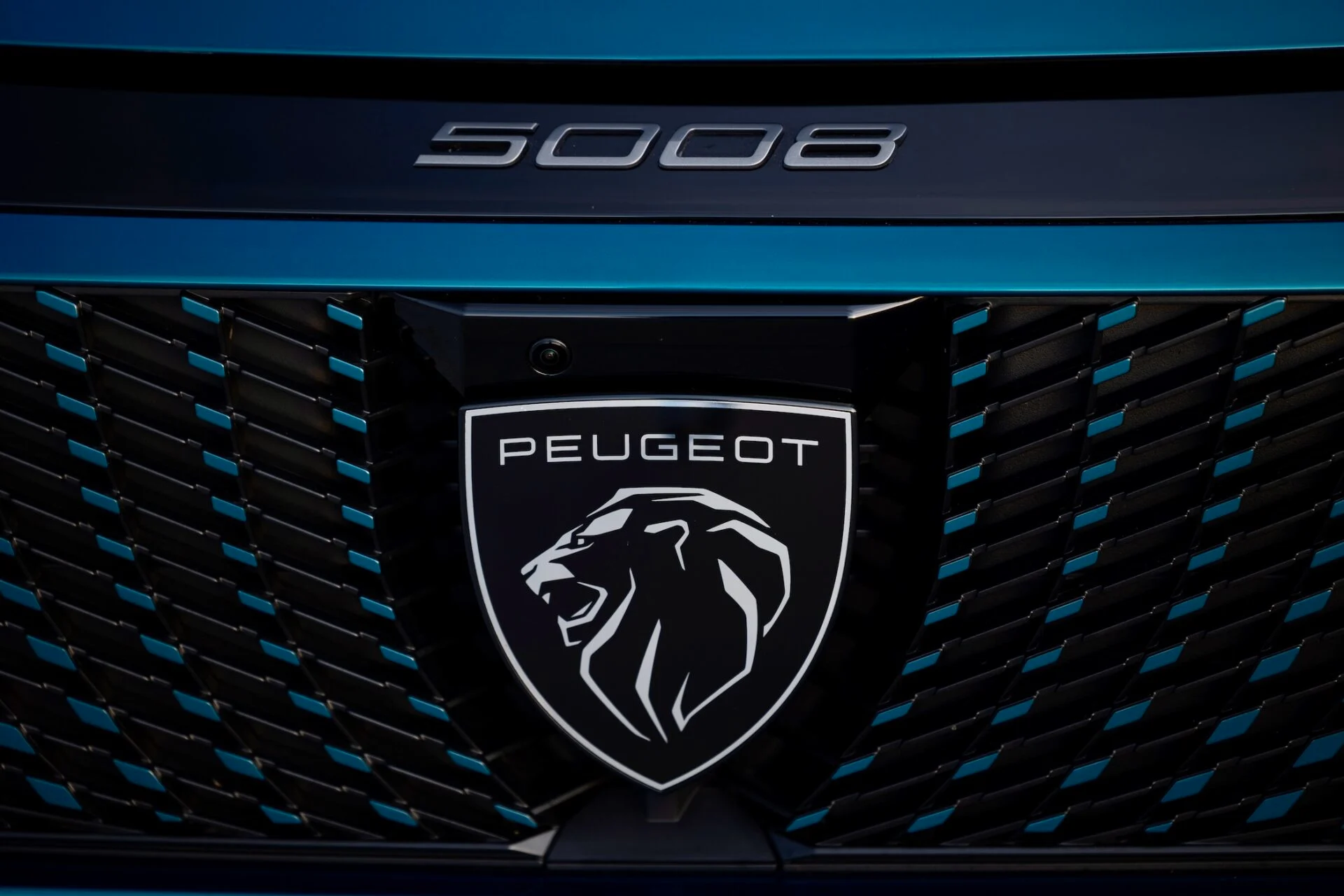 PEUGEOT_E5008TESTDRIVE_2406TC0449