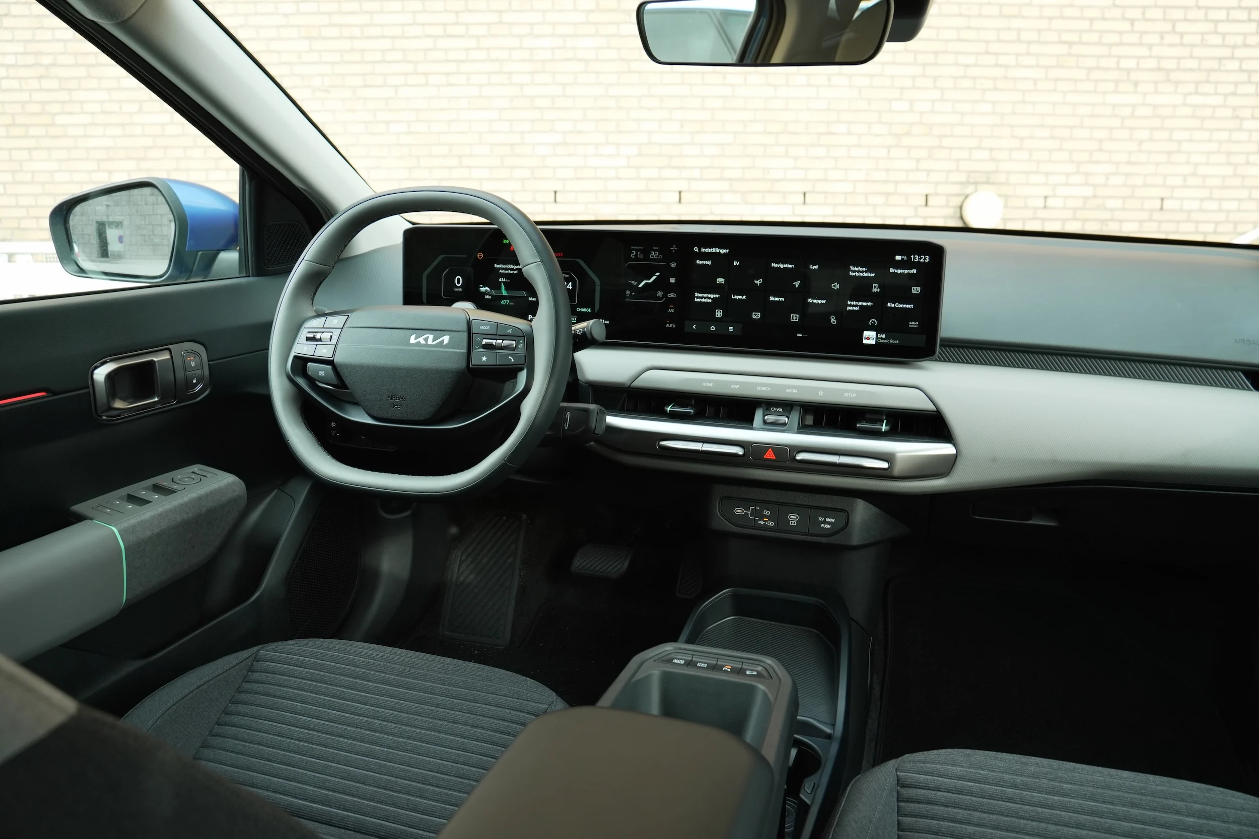 TEST Kia EV4 LR Access MBB 980