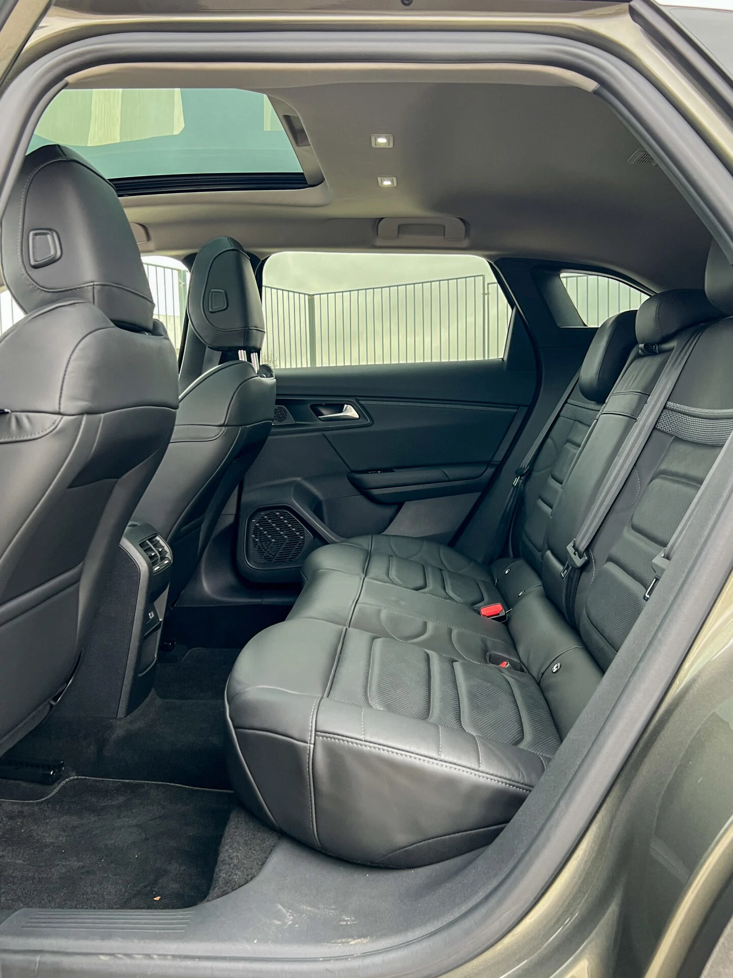 Citroën C5 X vs VW Arteon – Interiør-13