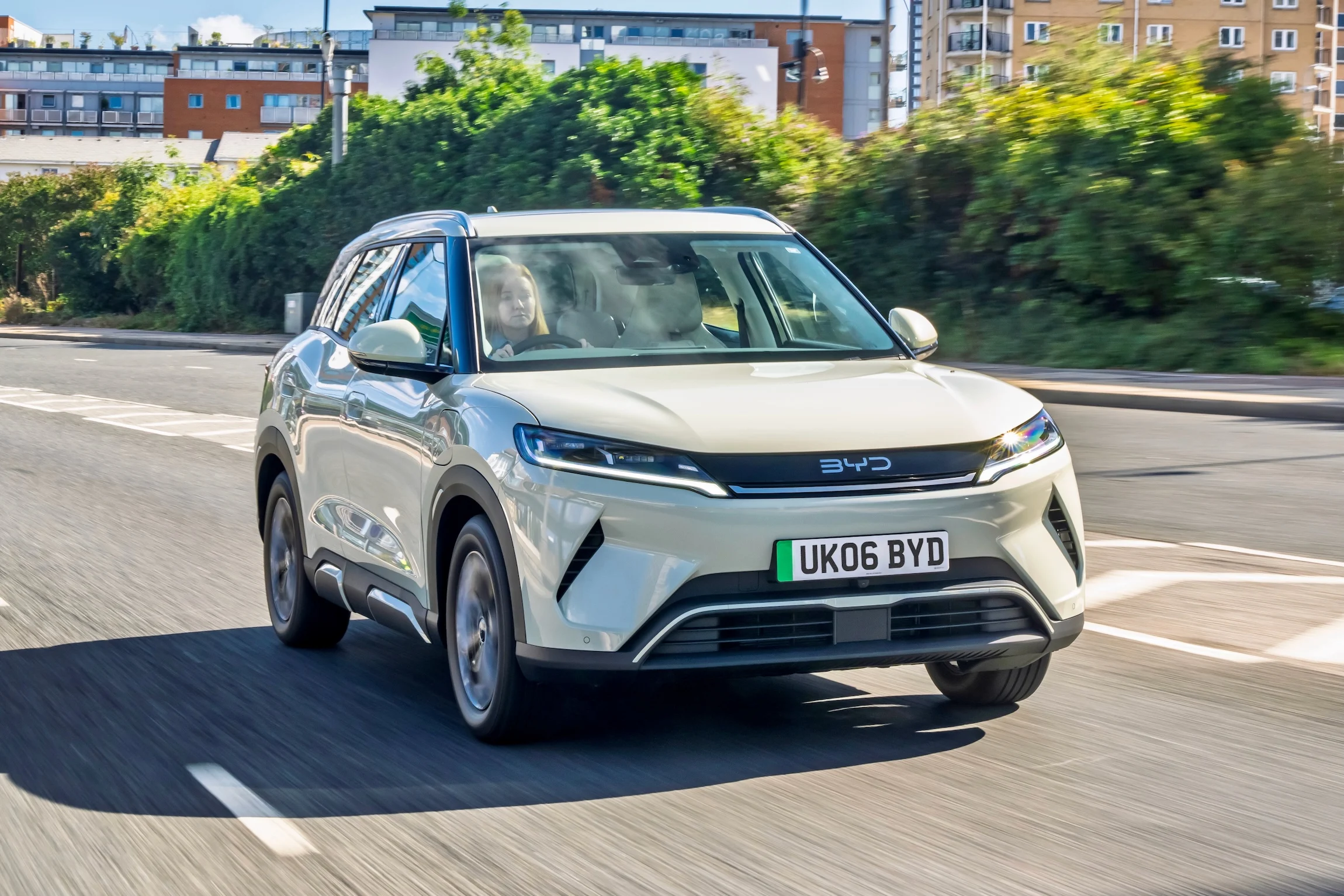 BYD ATTO 2 Hiking Green 062 UK06BYD