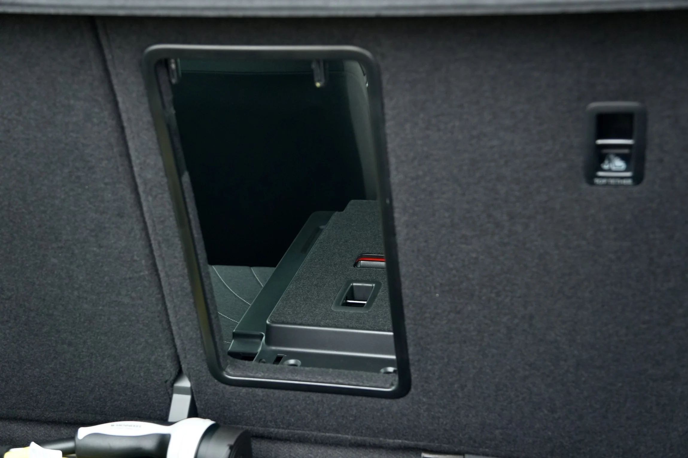 Kia EV4 LR vs VW ID.3 Max+ MBB129