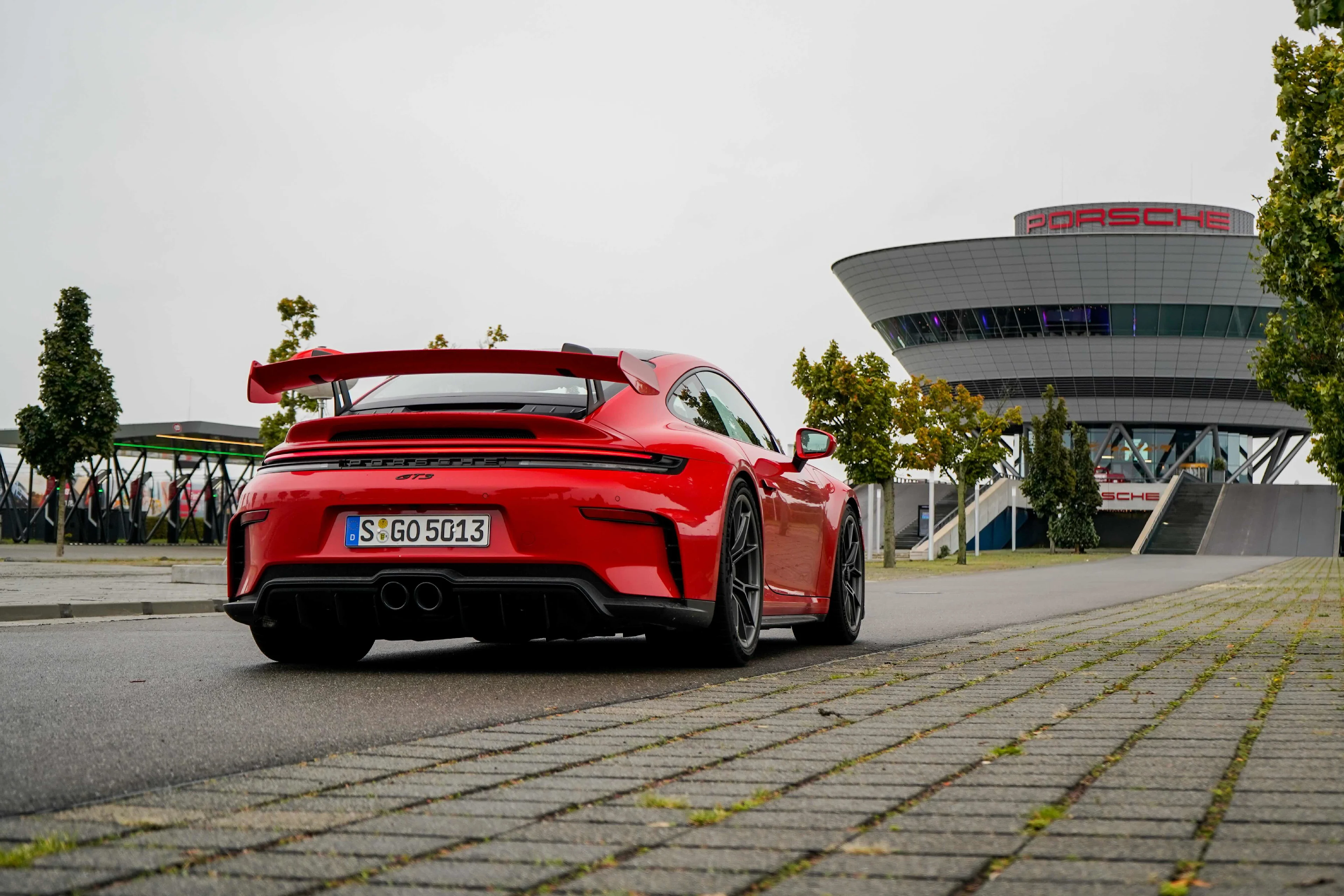 Porsche 911 GT3 992.2-12