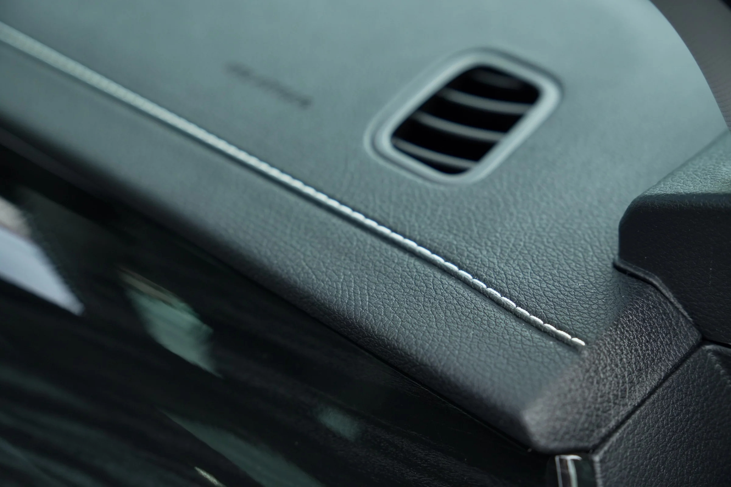 DUEL MGS5 EV vs Omoda 5 EV 259