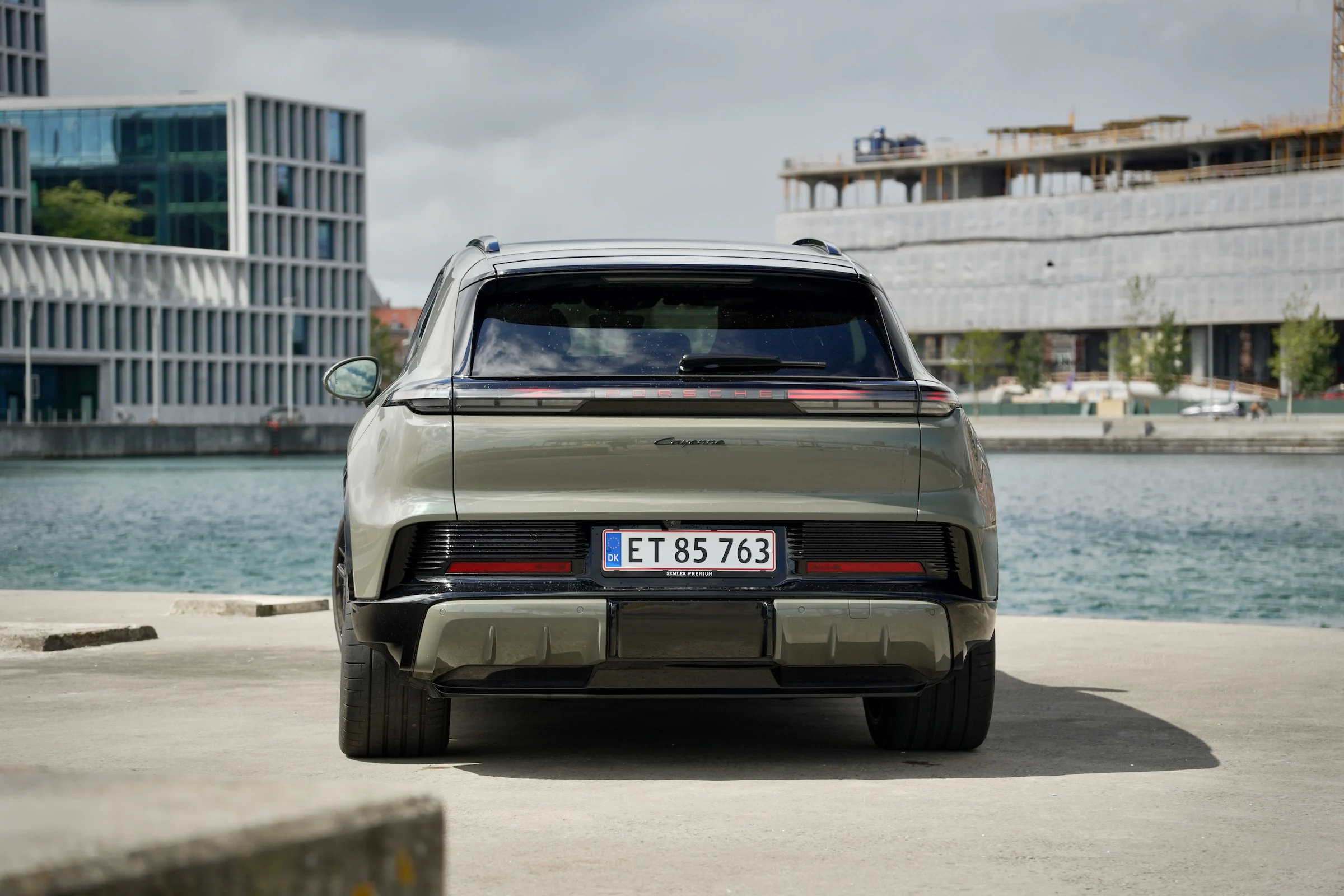 TEST Porsche Cayenne Electric 2253