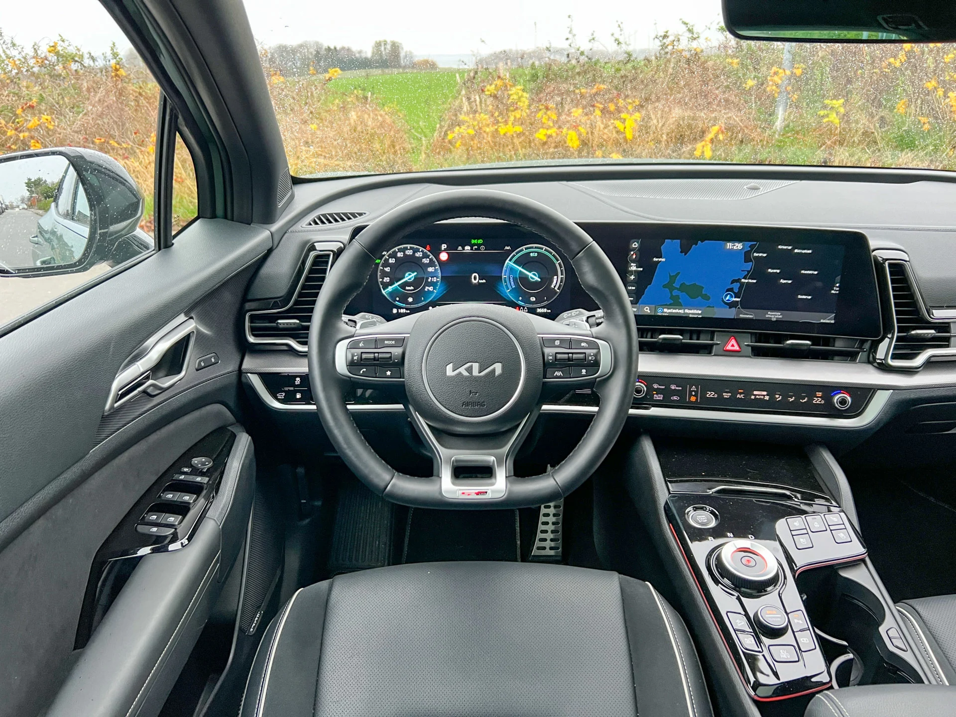 Kia Sportage vs. Citroen C5 X-54