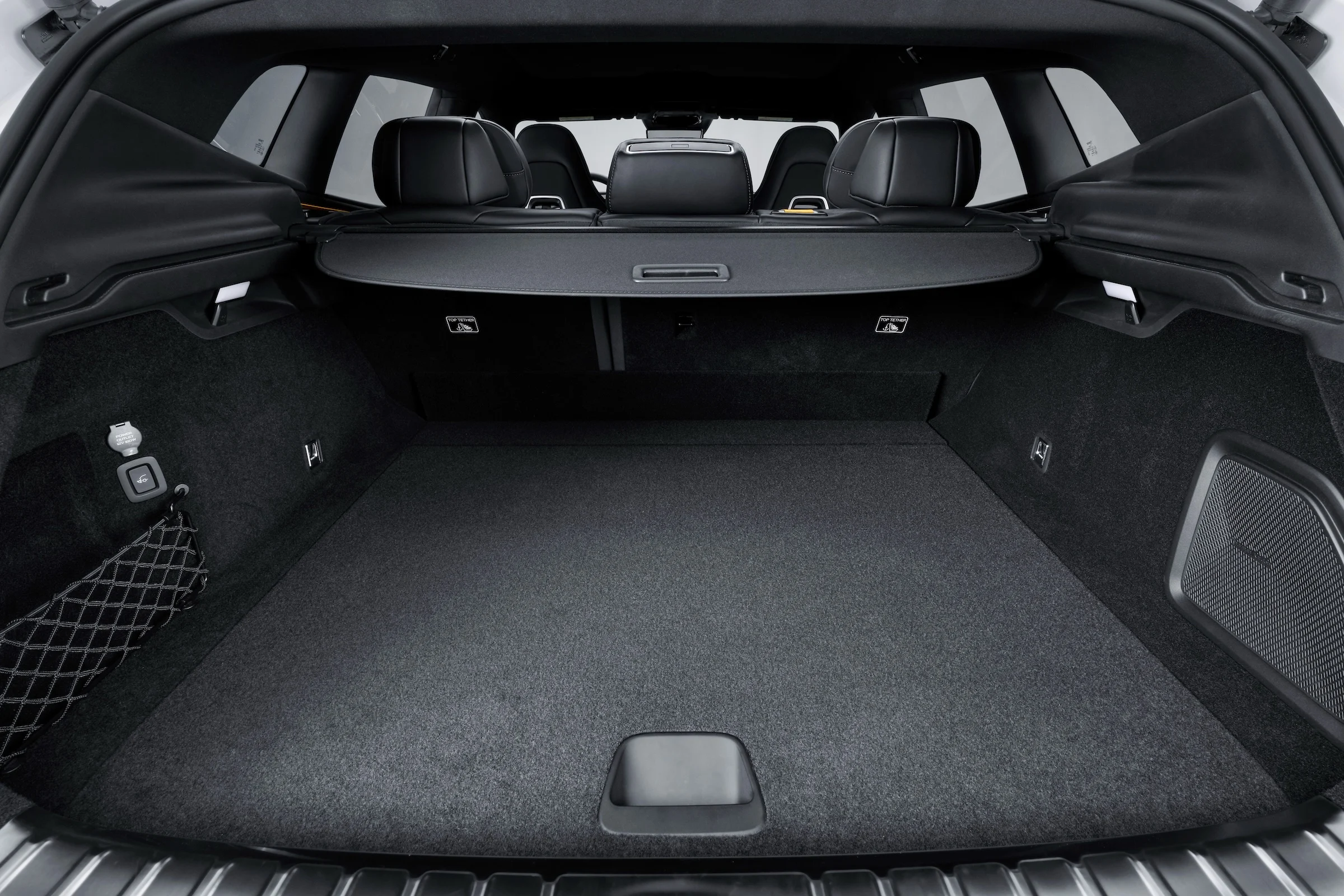 Polestar 4 SUV -5813-1polestar-260702-3608-v002-1