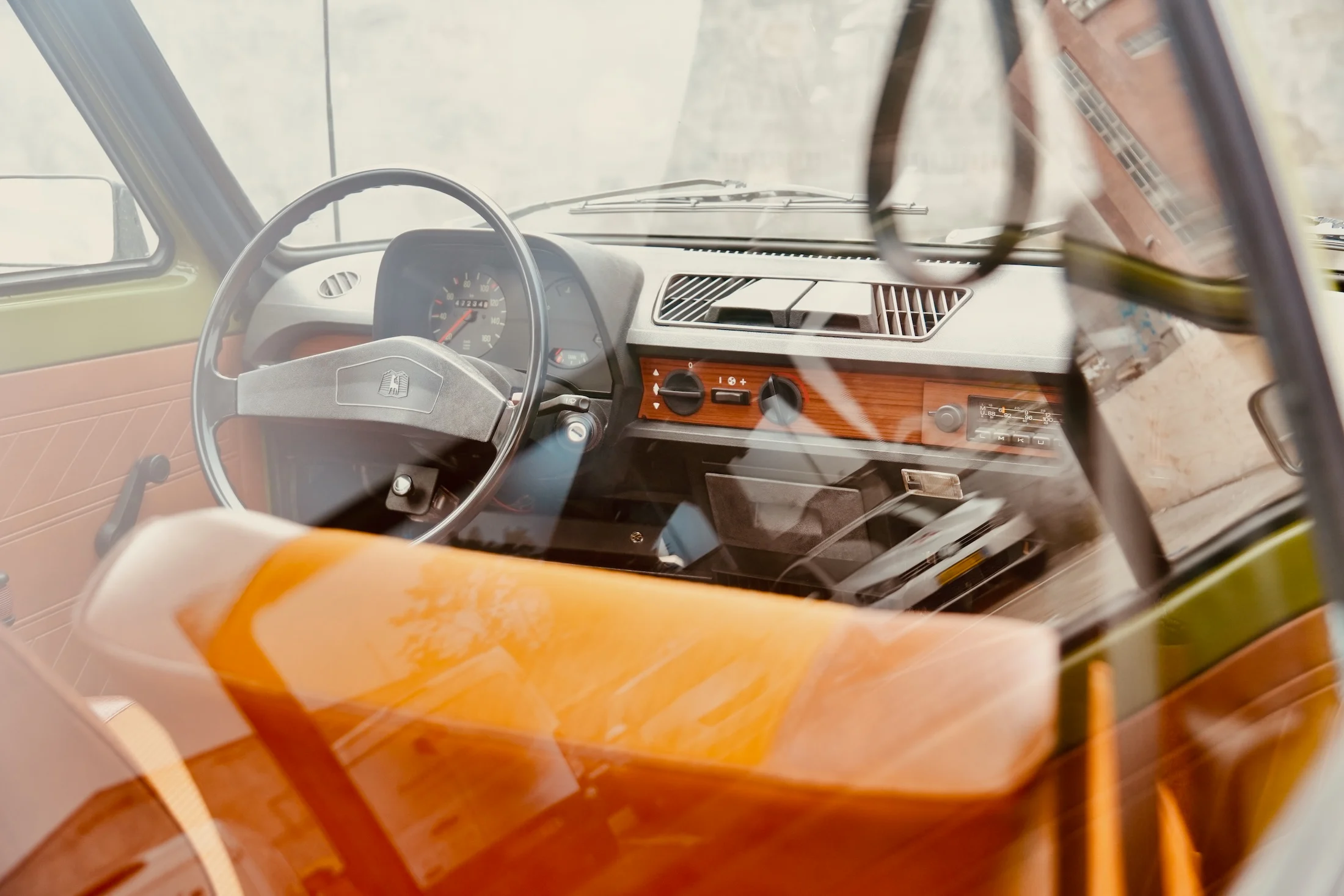 VW Polo L 1975 MBB 03476