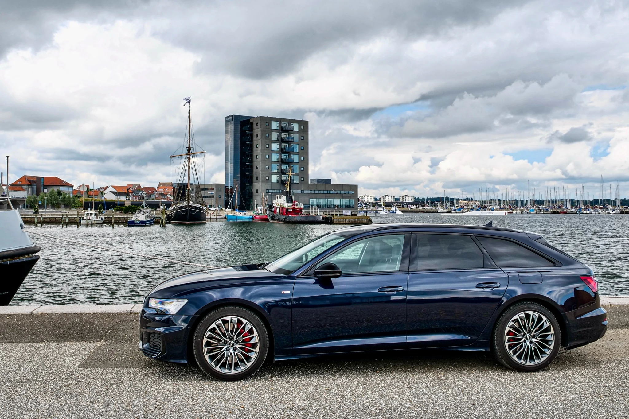 Bilbasen test Audi A6 Avant 55 TFSI e 5762
