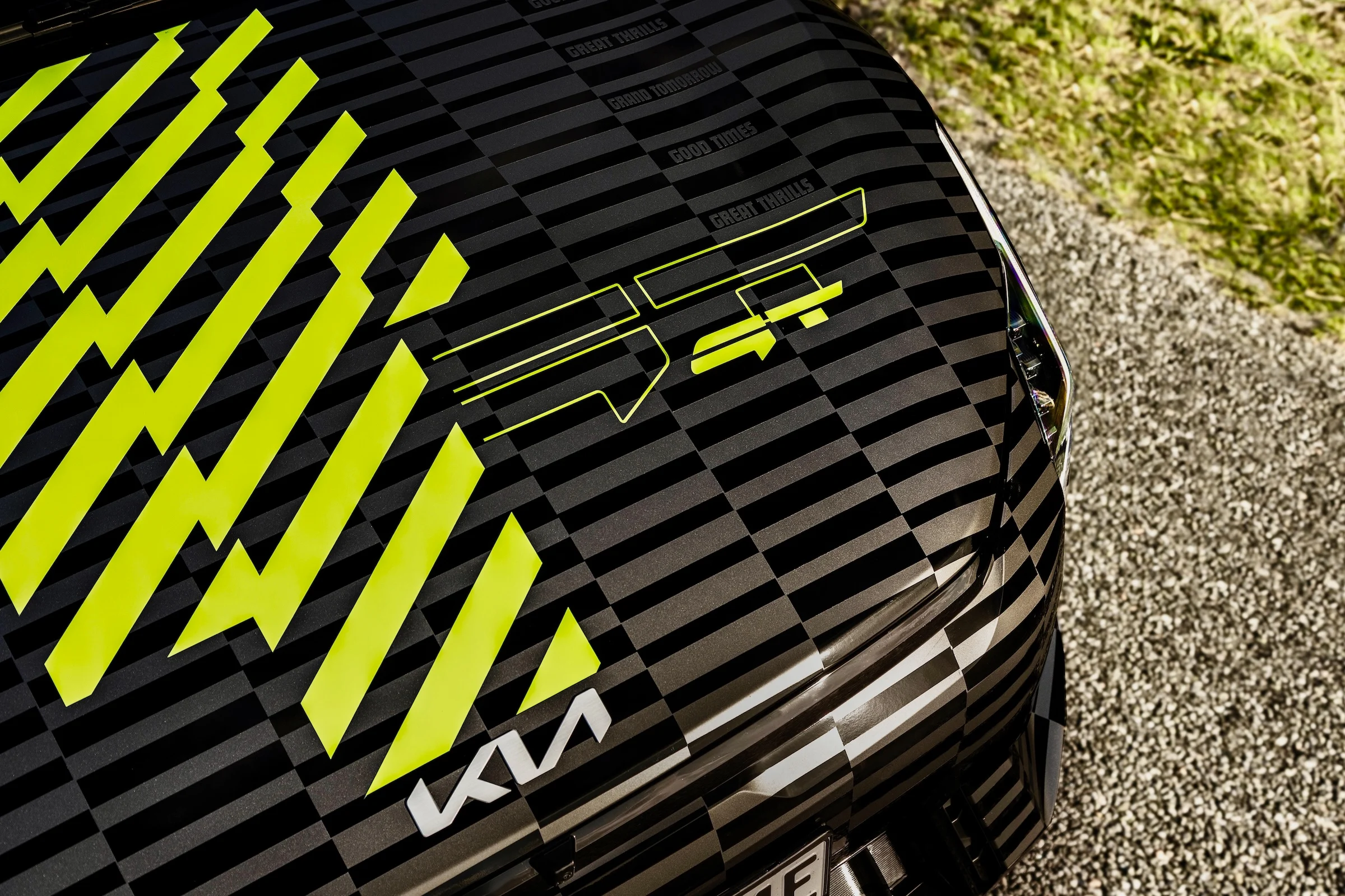kia-EV4-GT-foiling-print-3600x2400-3