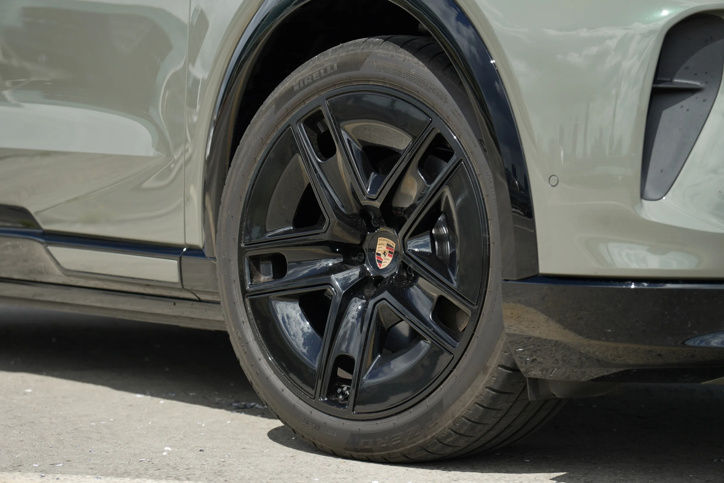 TEST Porsche Cayenne Electric 2238