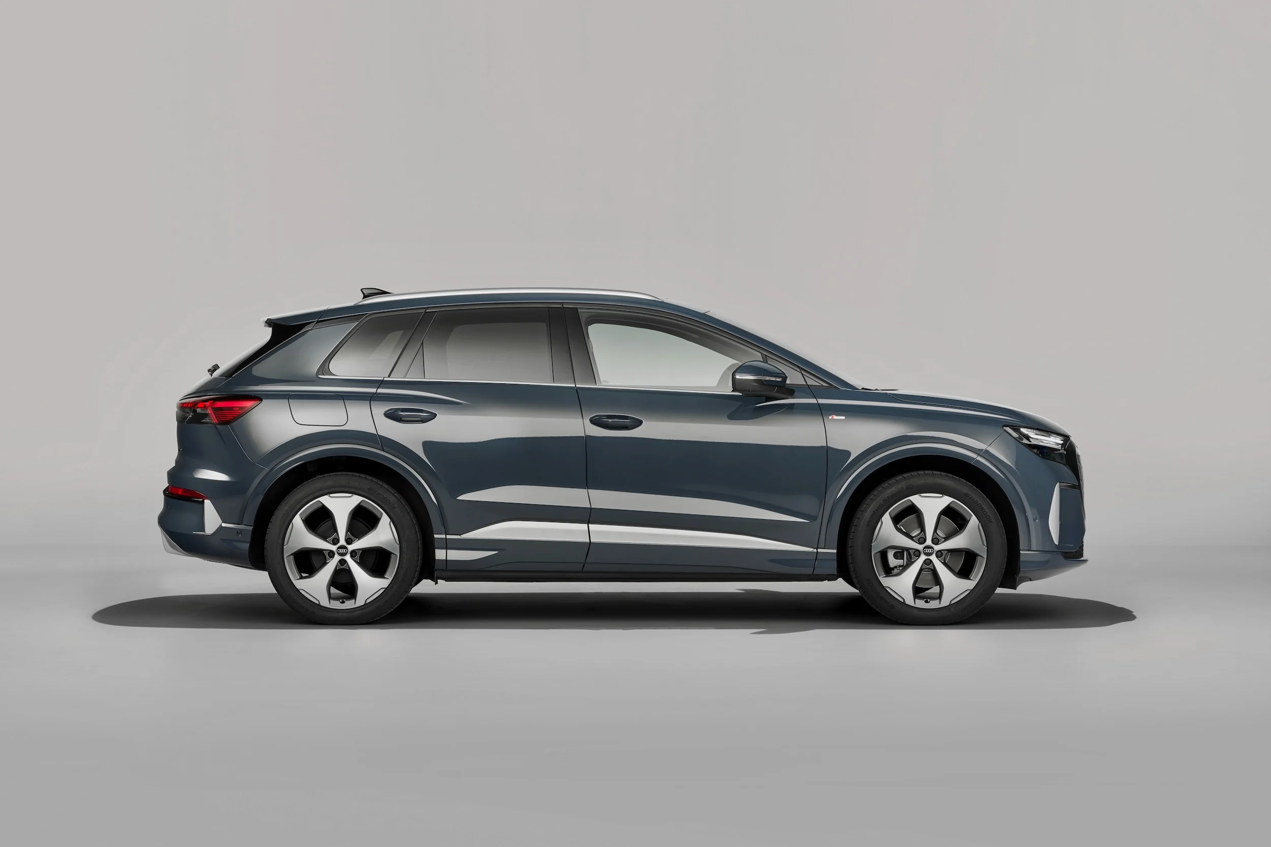 Audi Q4 E-Tron 2026 702 large