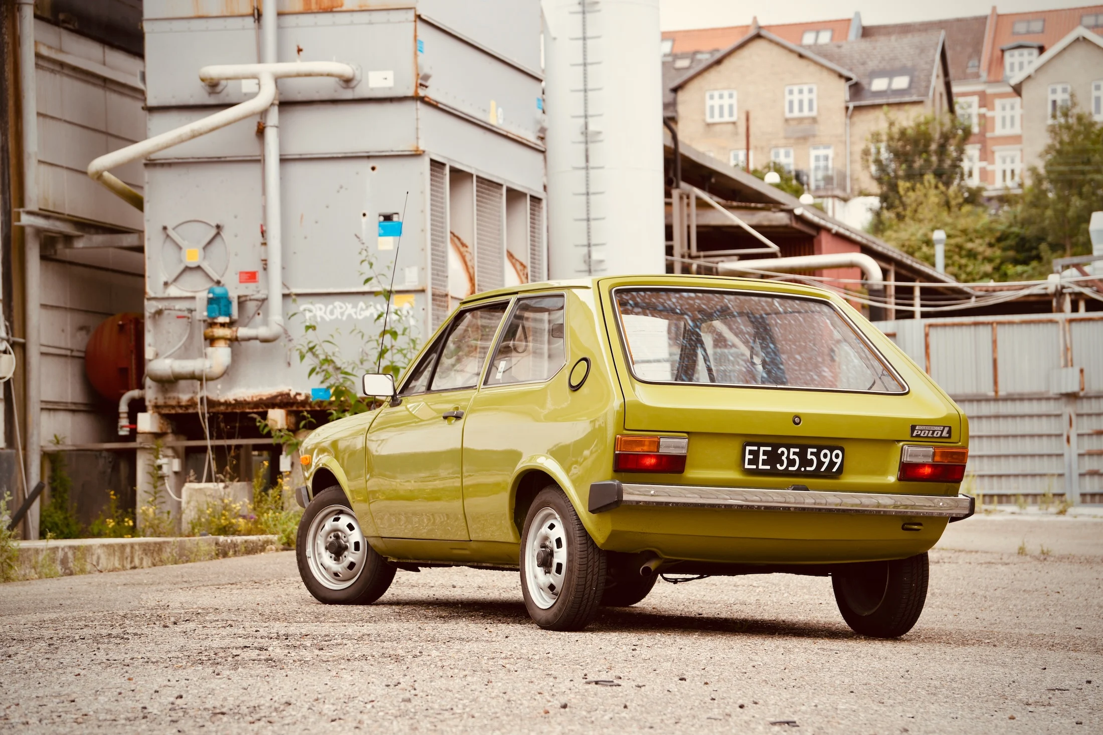VW Polo L 1975 MBB 03388