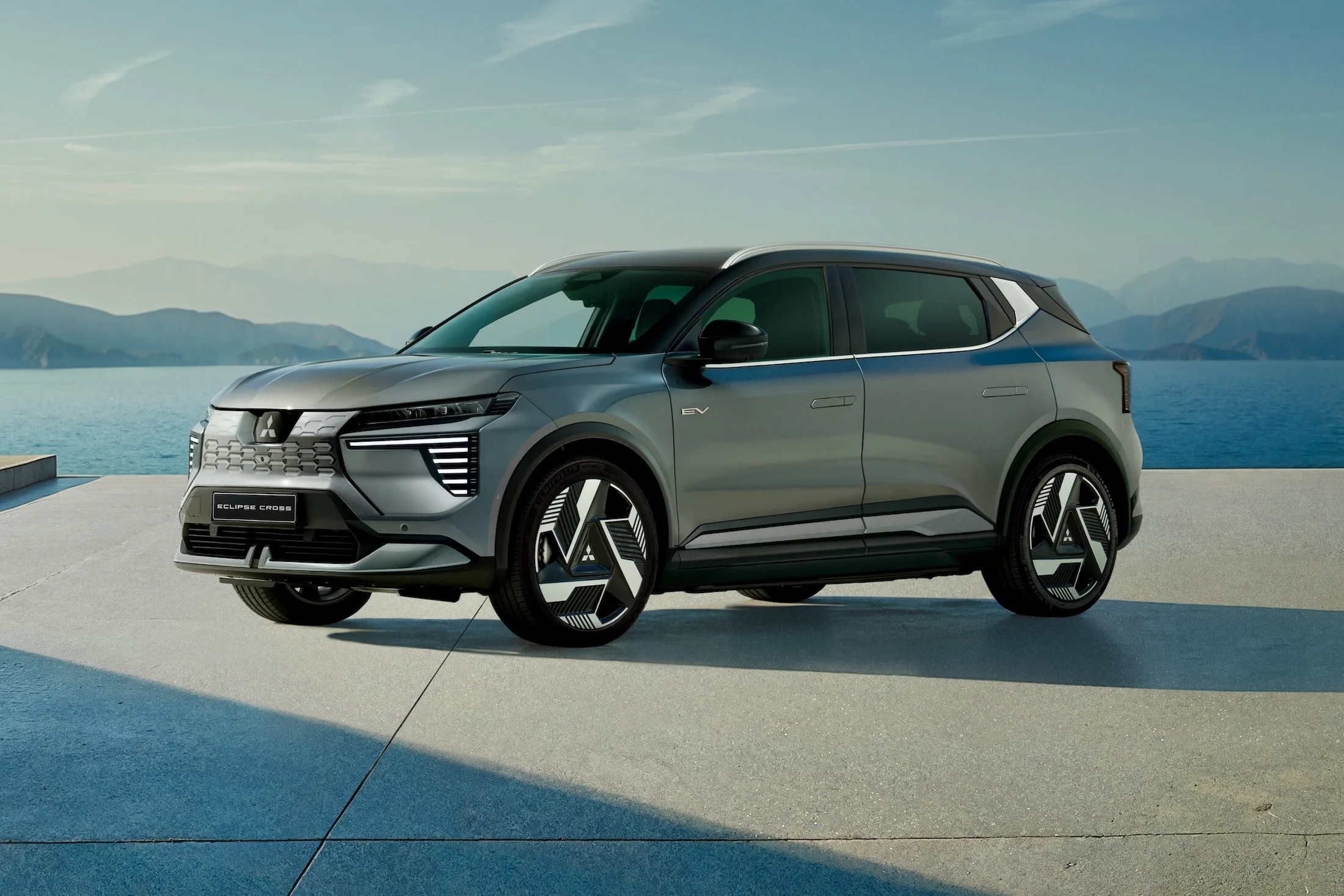 Eclipse Cross 001