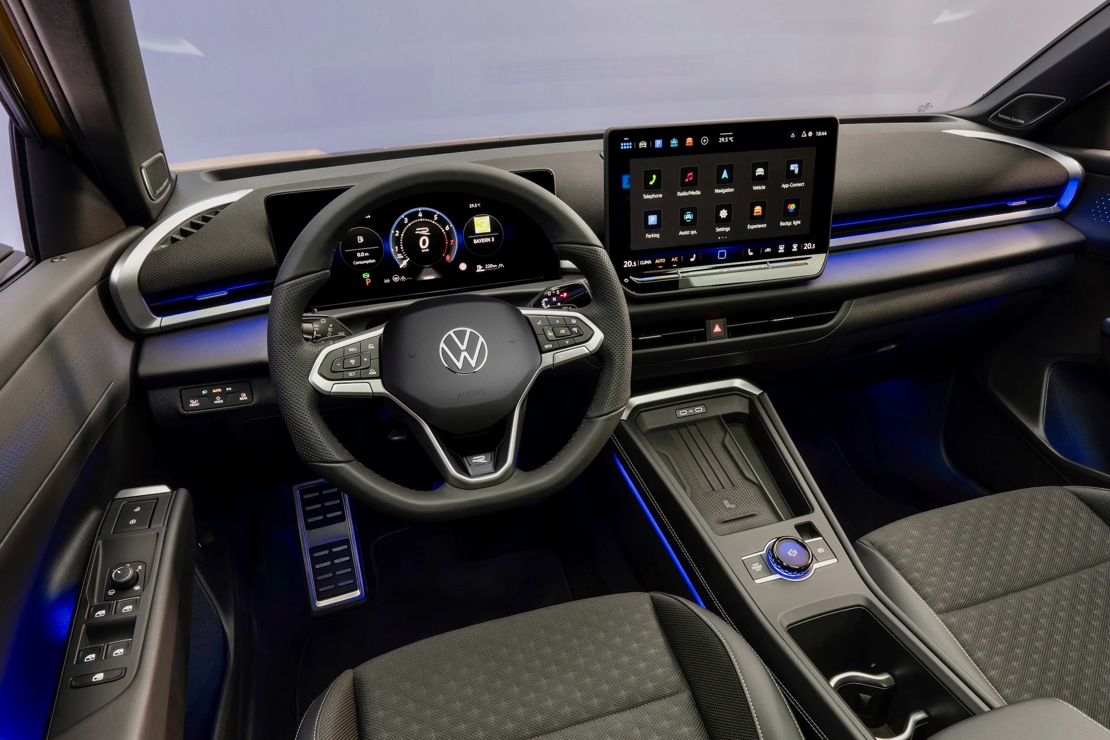 VW T-Roc 2025 0928 large