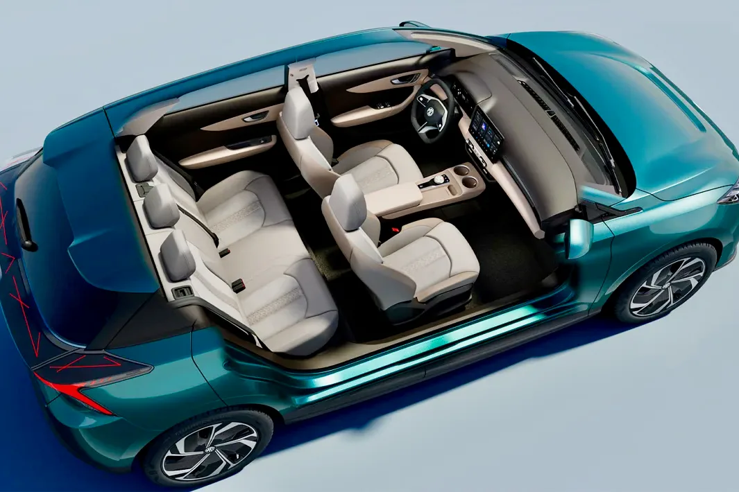 New MG4 - interior overhead zvng44