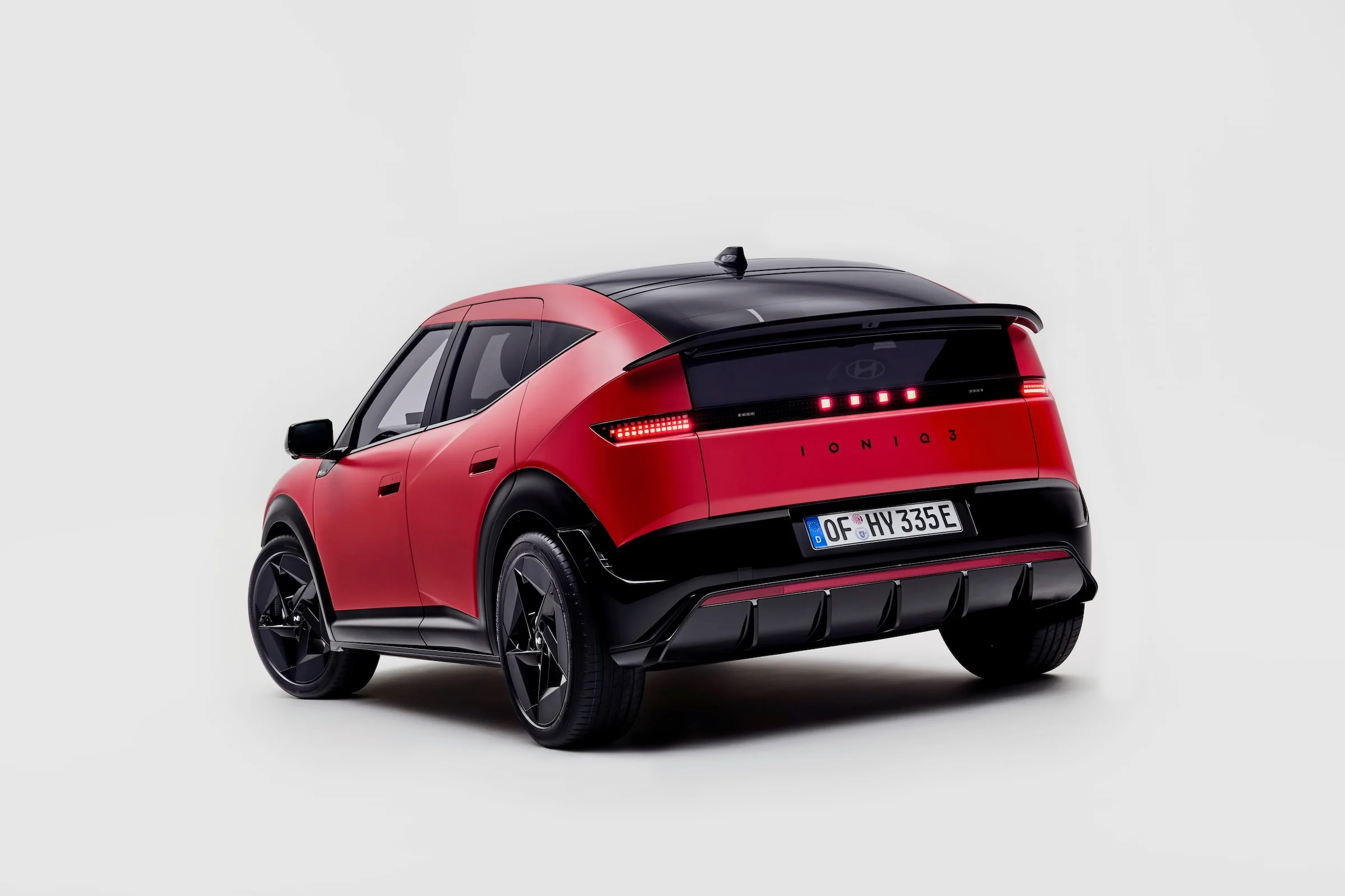 hyundai-ioniq-3-unveil-0426-exterior-02