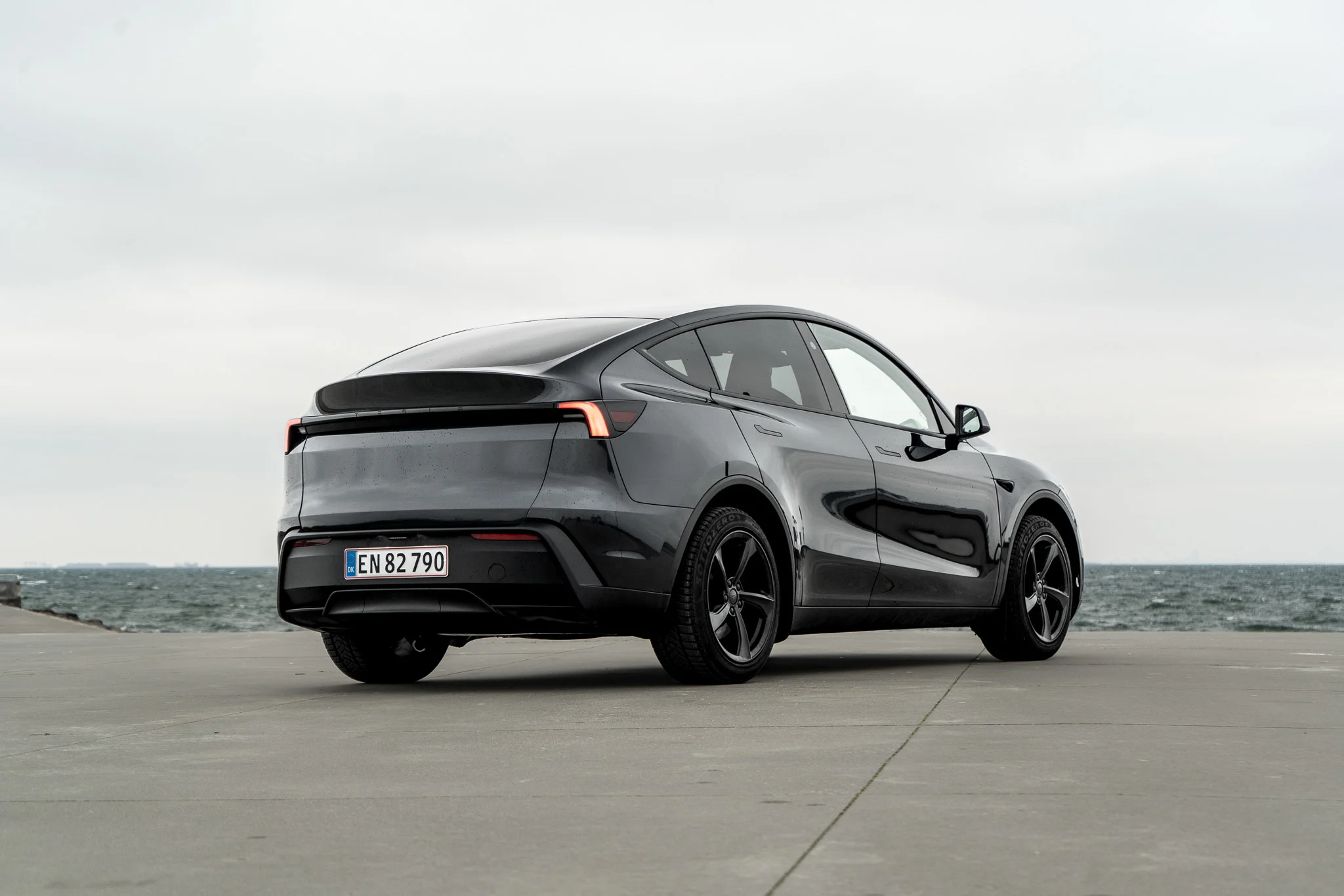 Tesla Model Y Baghjulstræk-13