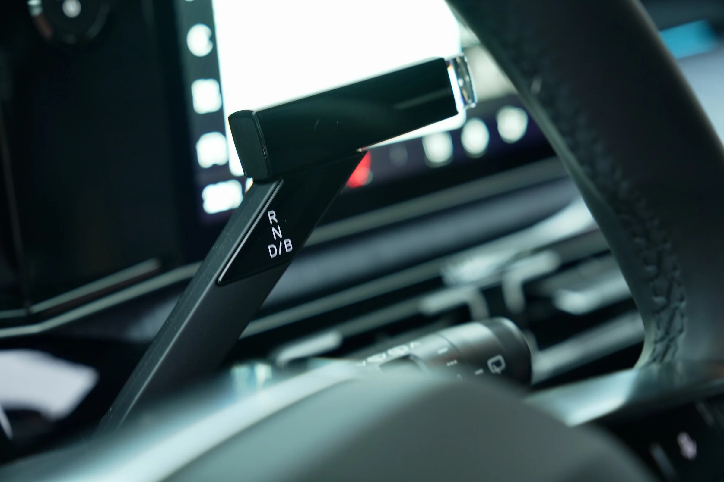 DUEL Firefly vs Renault 5 52 MBB 957