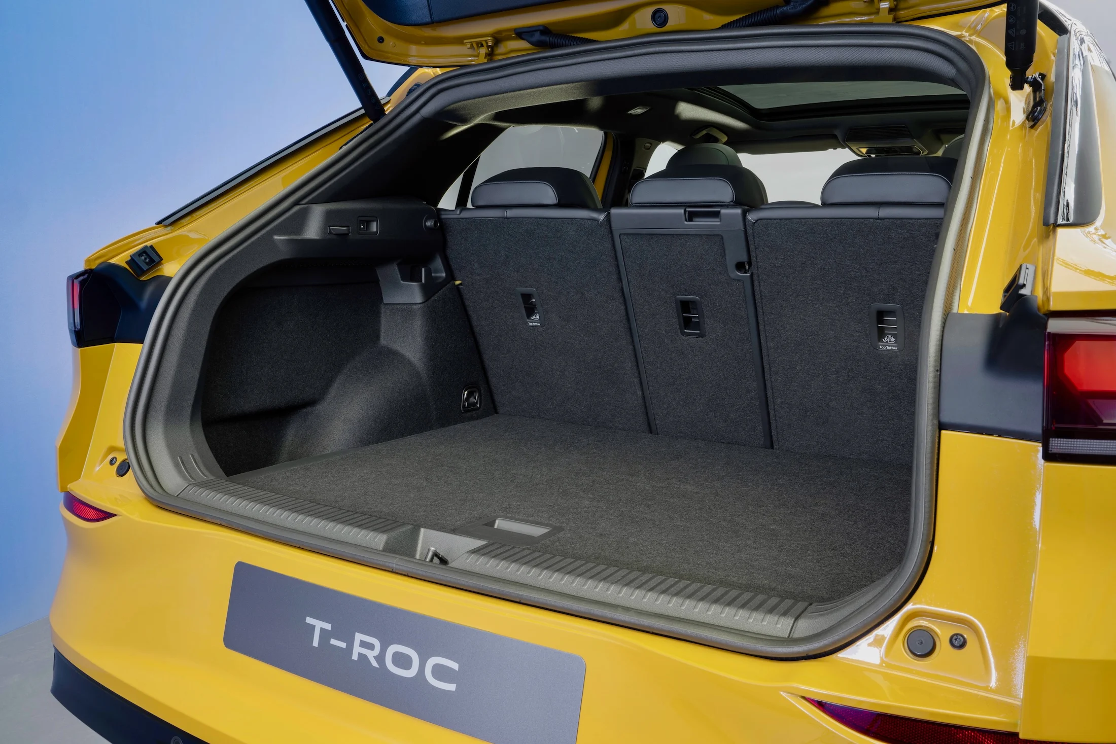 VW T-Roc 2025 0935 large