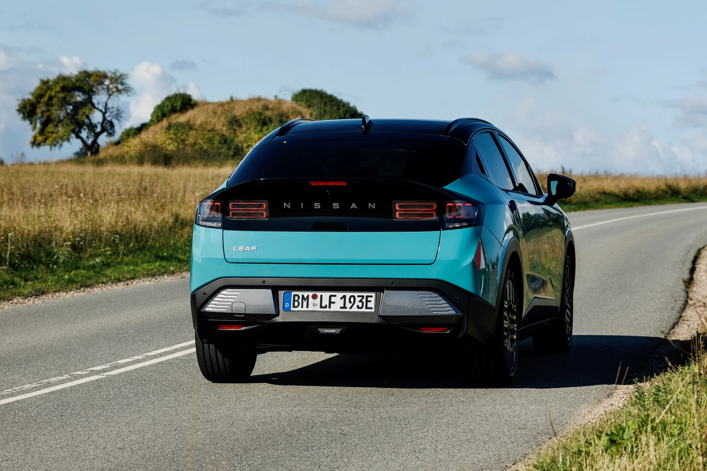 Nissan LEAF038