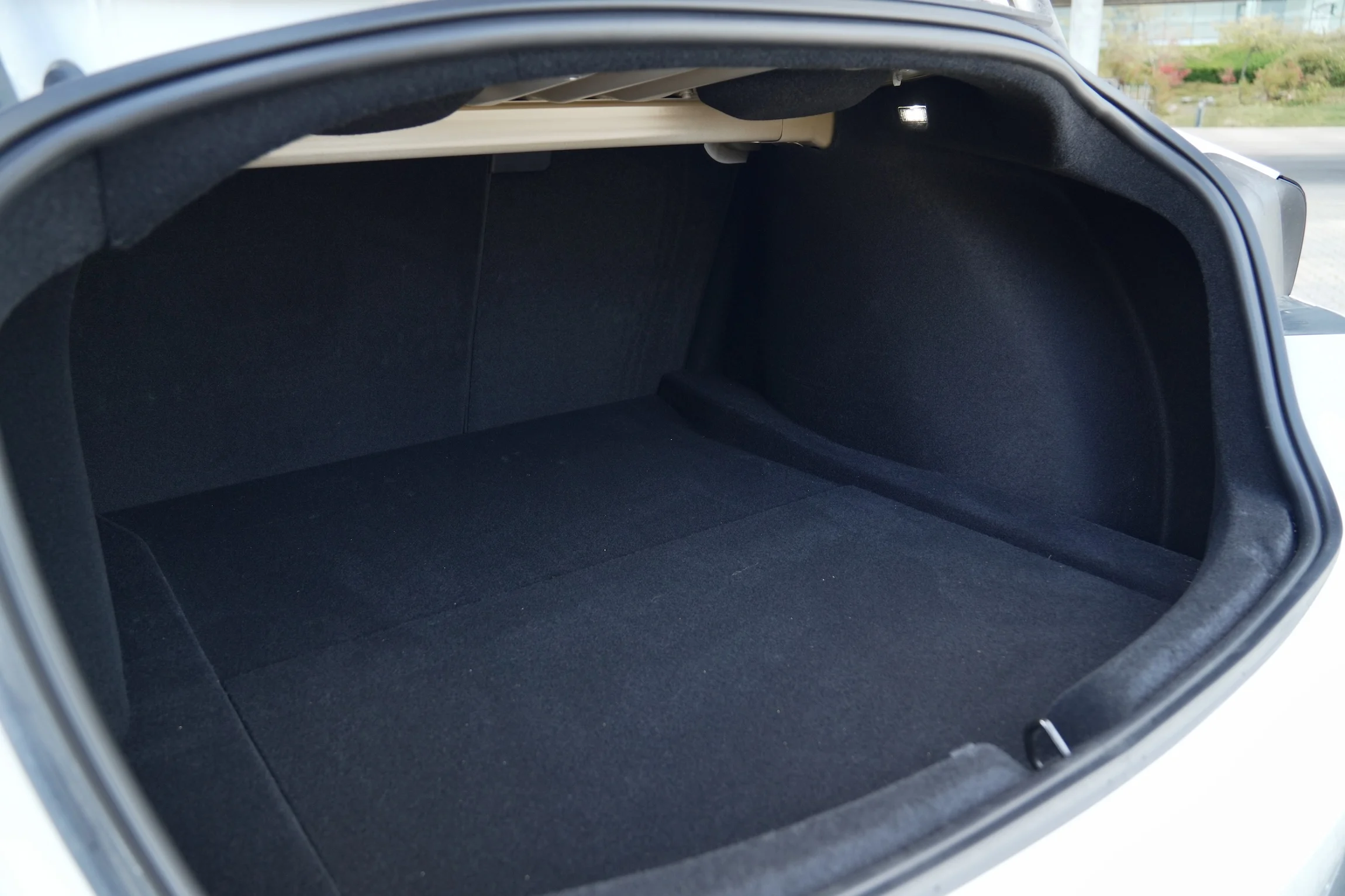 STORTEST Mazda 6e Tesla Model 3 VW ID.7 MBB5233