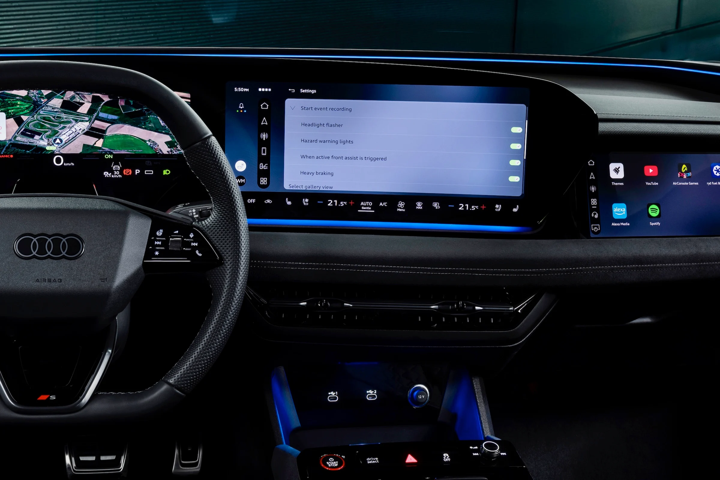 Audi e-tron 30 large