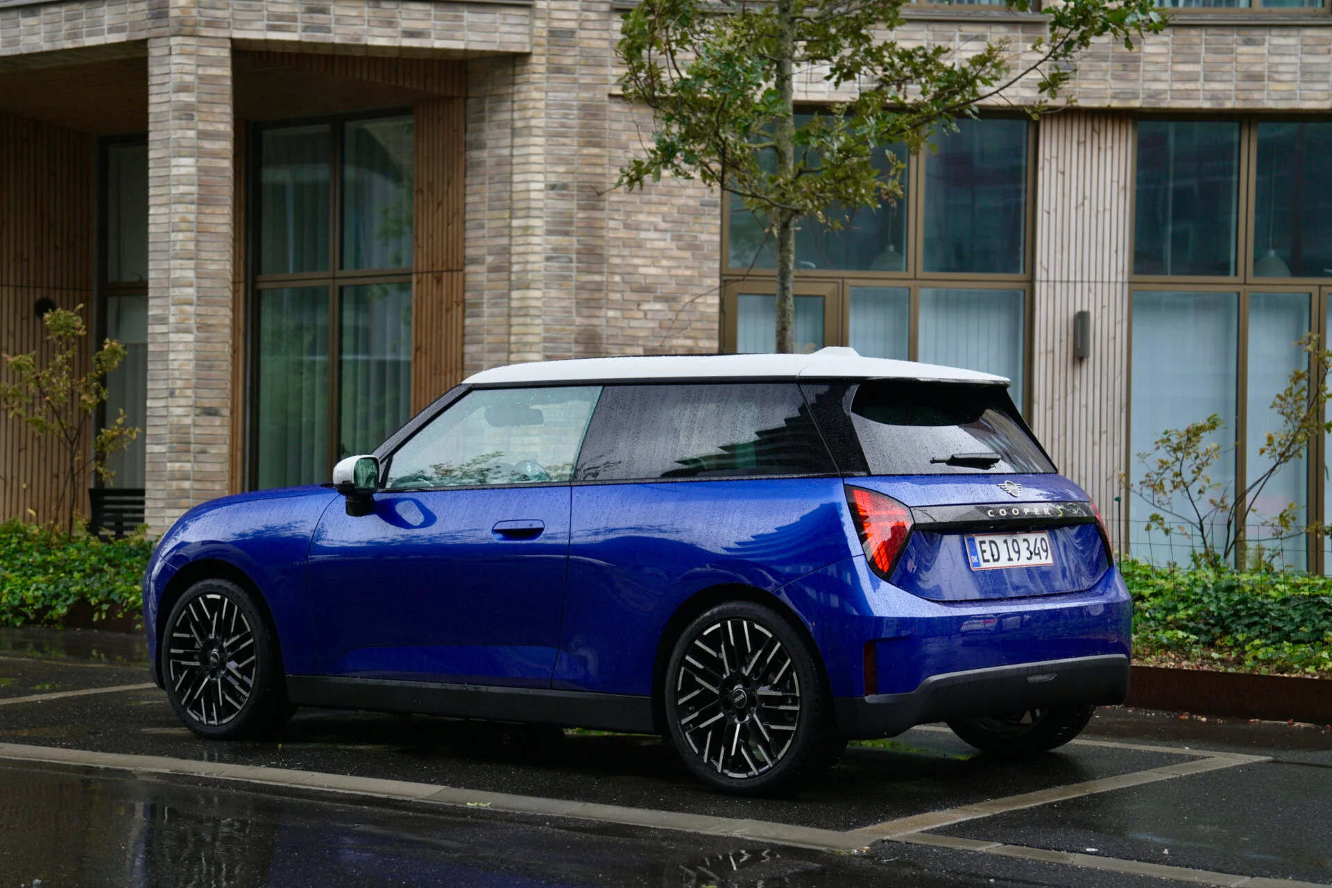 TEST Mini Cooper SE MBB 414