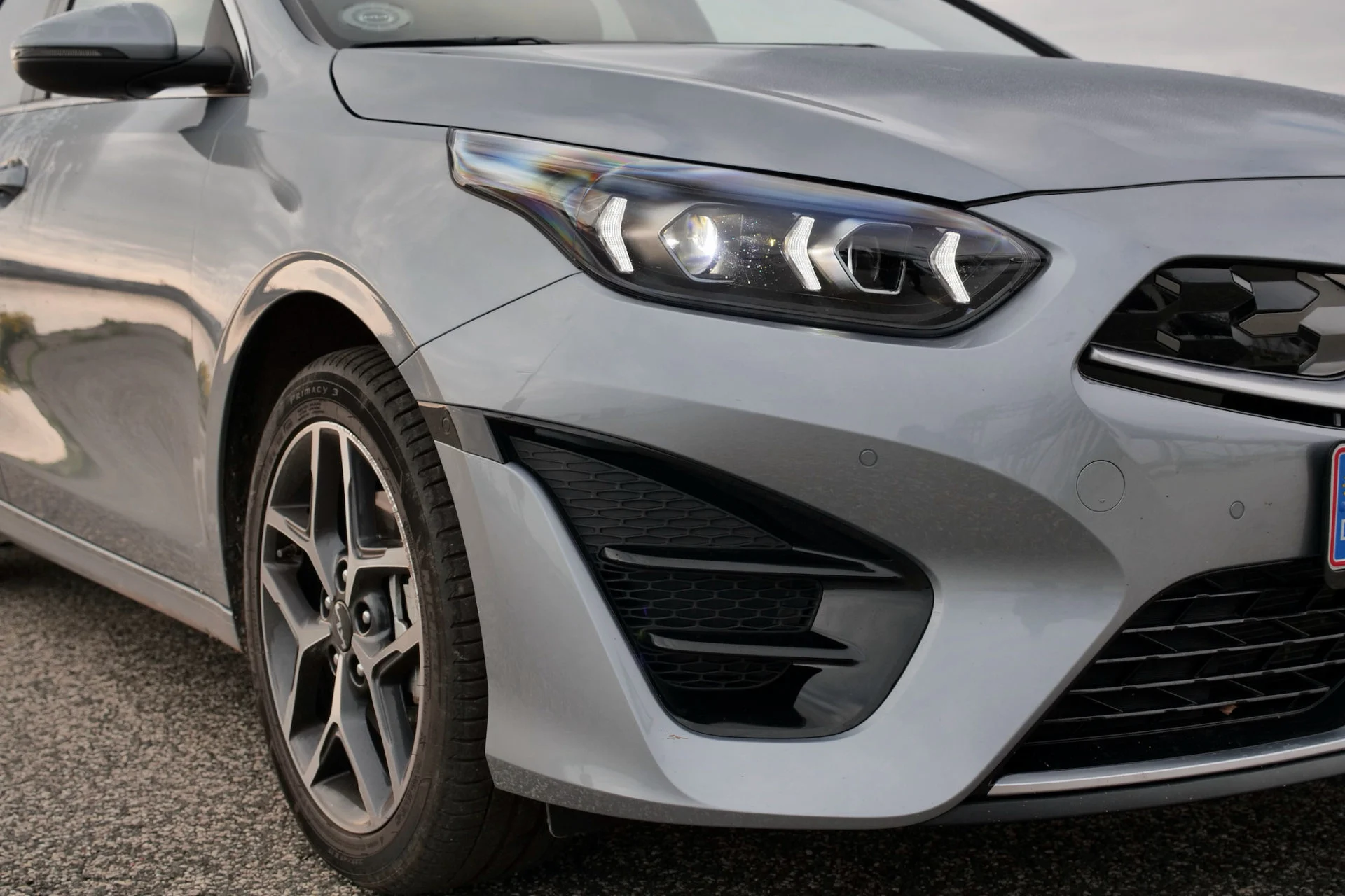 Bilbasen DUEL Kia Ceed SW PHEV vs Suzuki Swace Hybrid9845