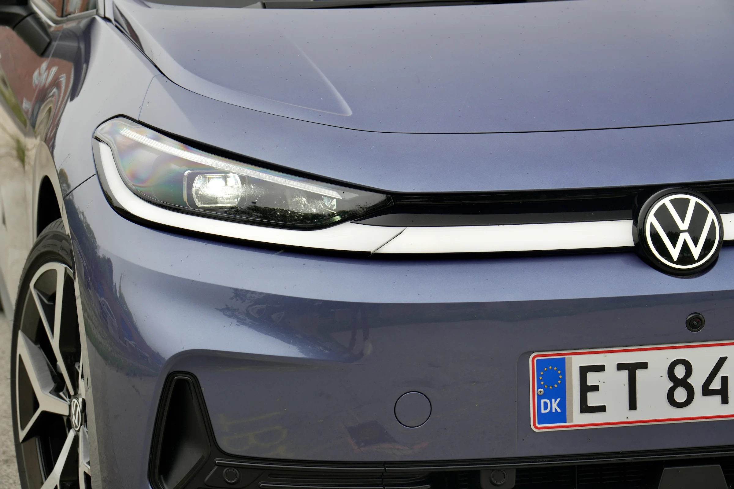 DUEL Cupra Born vs VW ID.3 Neo 3842
