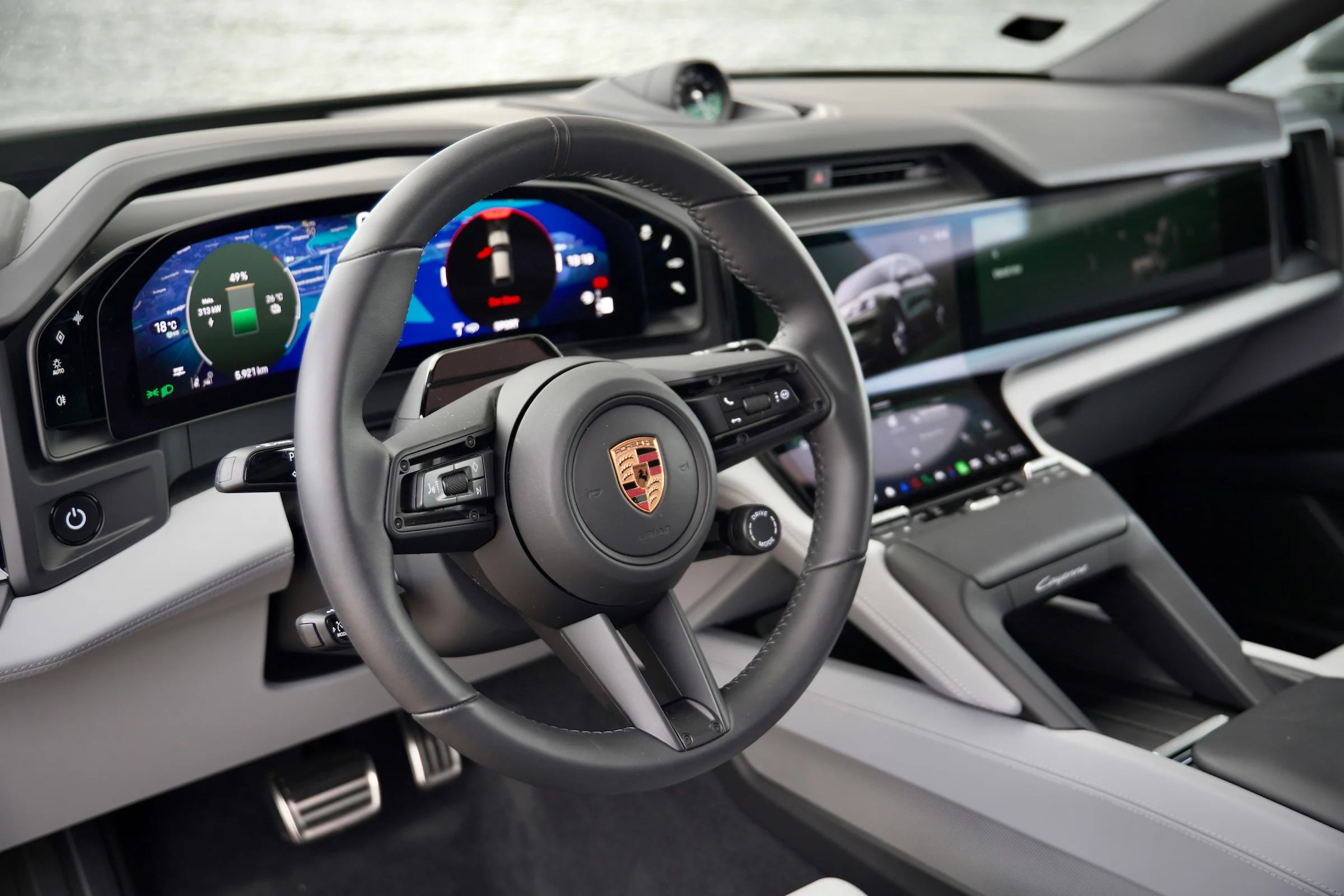 TEST Porsche Cayenne Electric 2338