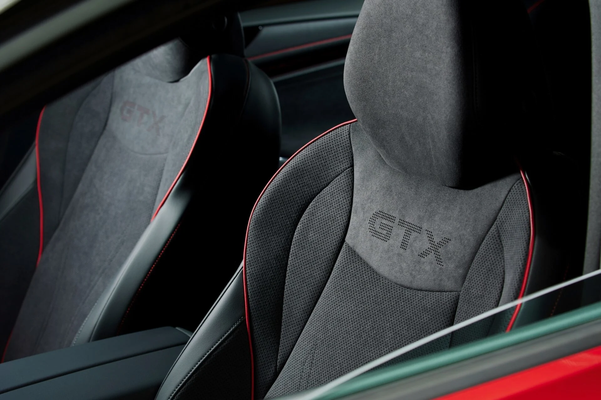 The all-electric Volkswagen ID.7 GTX