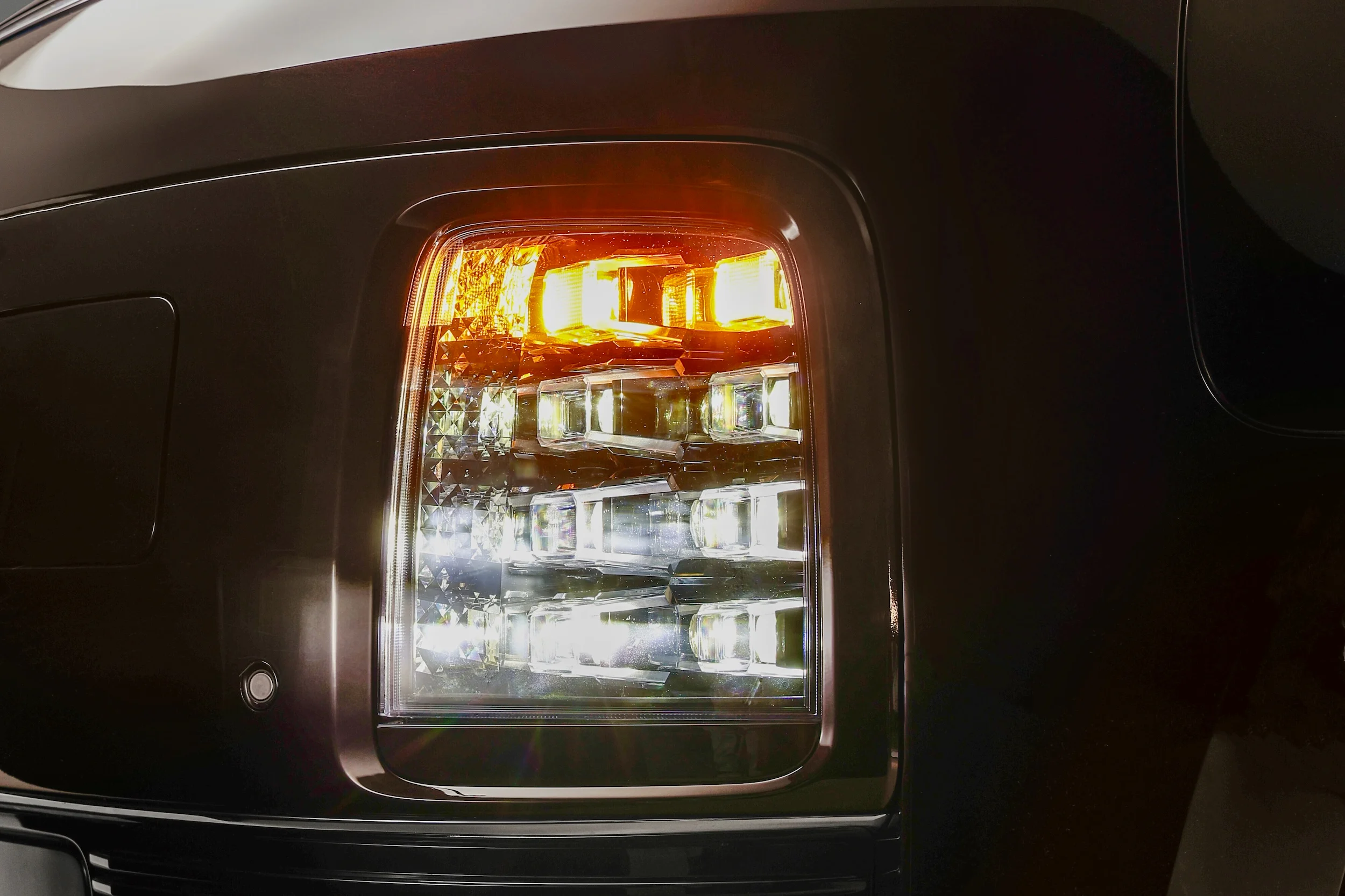 hyundai-staria-electric-0126-details-05