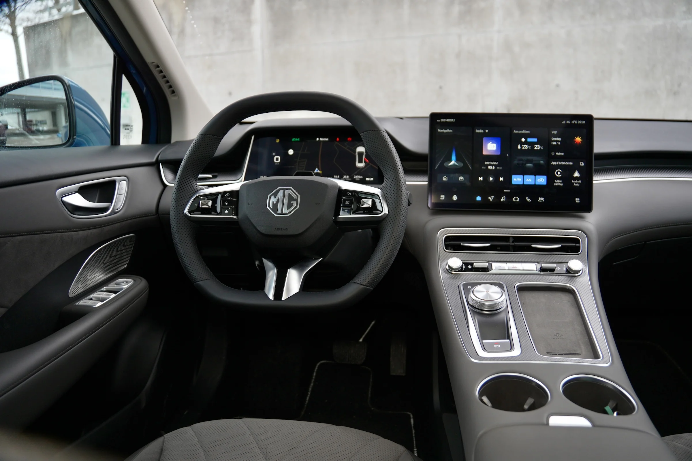 DUEL MGS6 EV vs Tesla Model Y Baghjuls MBB 583