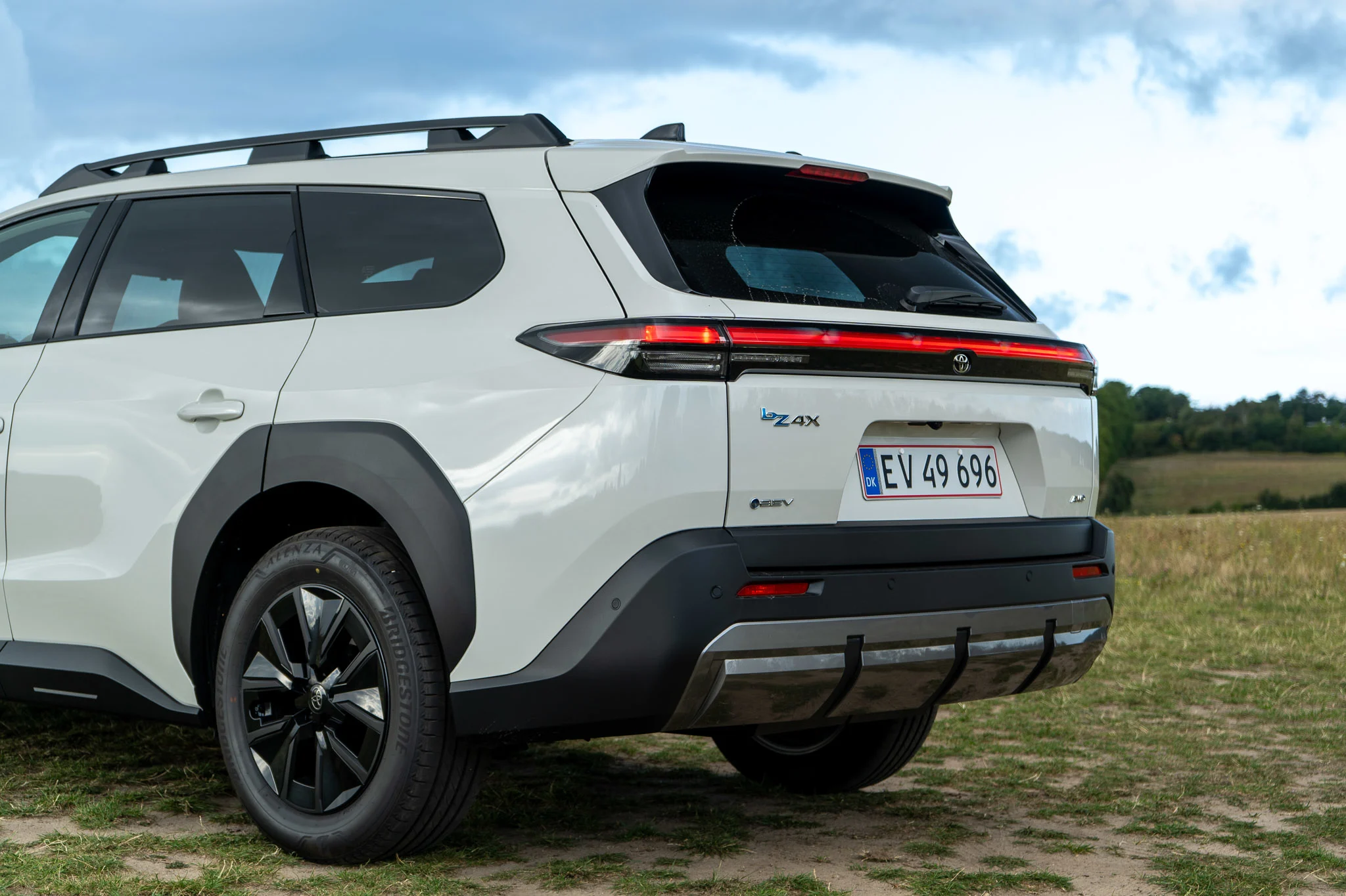 Toyota BZ4X Touring AWD-23