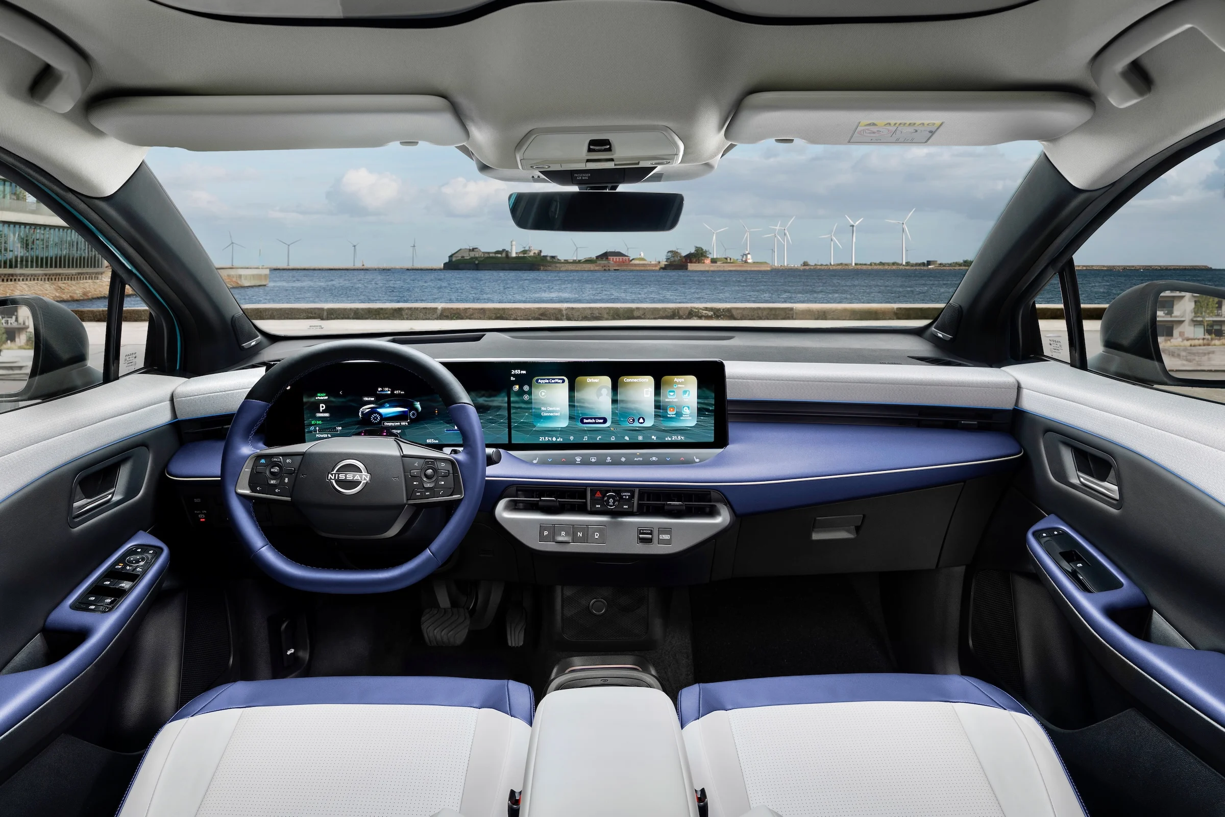 Nissan LEAF043