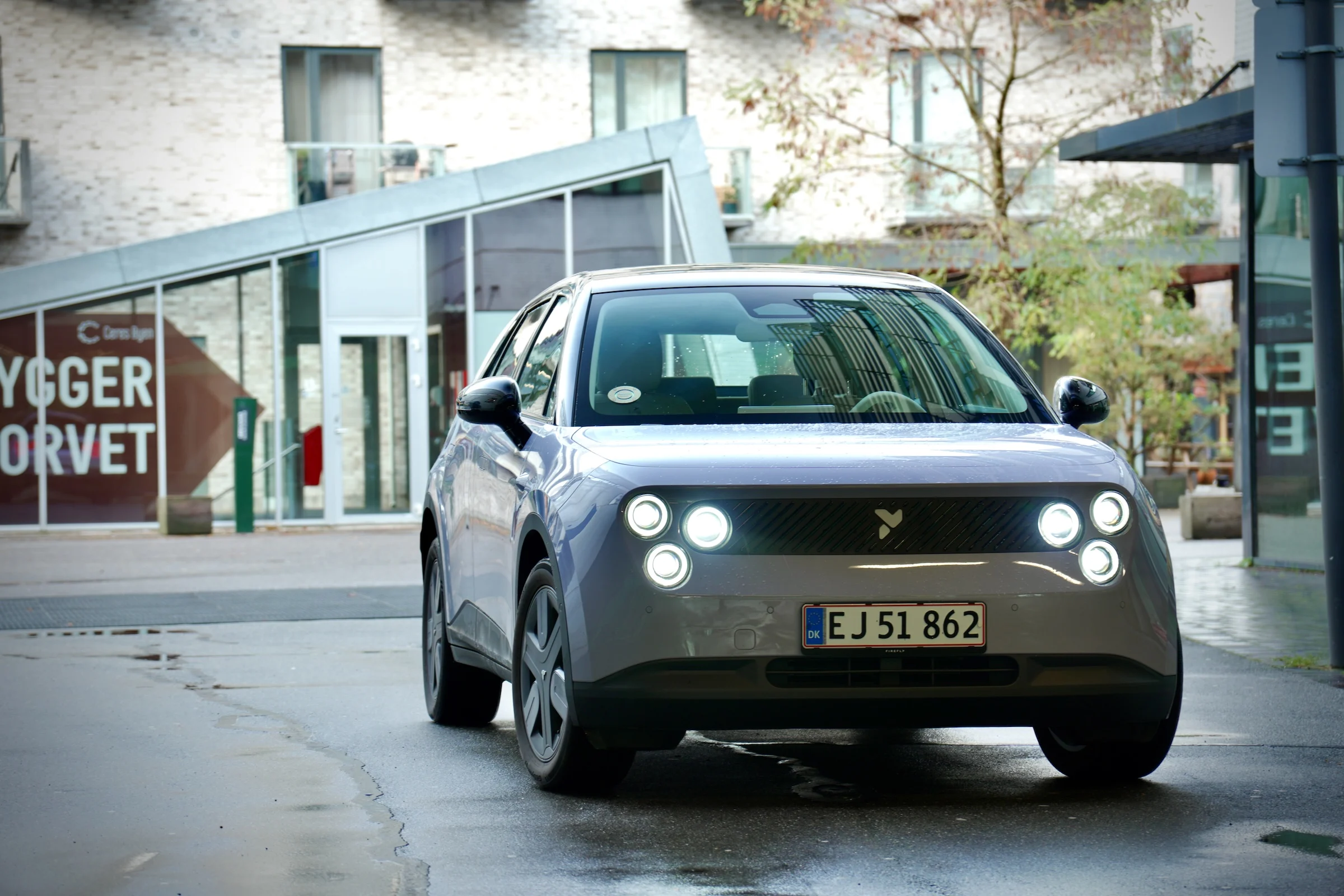 TEST Firefly MBB 636