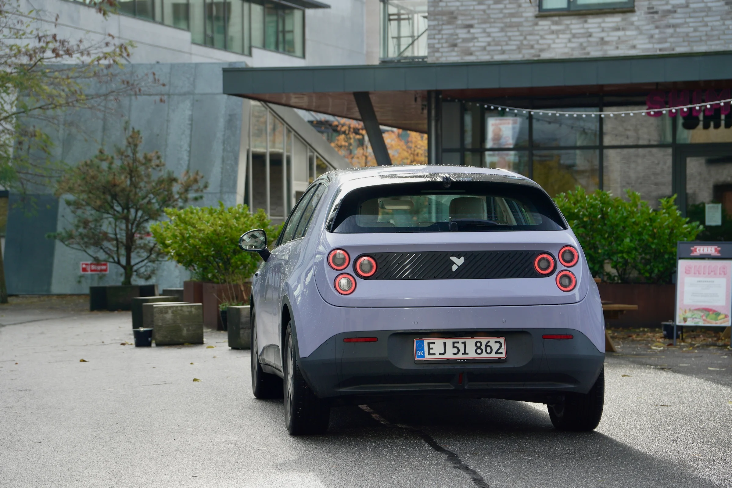 TEST Firefly MBB 587