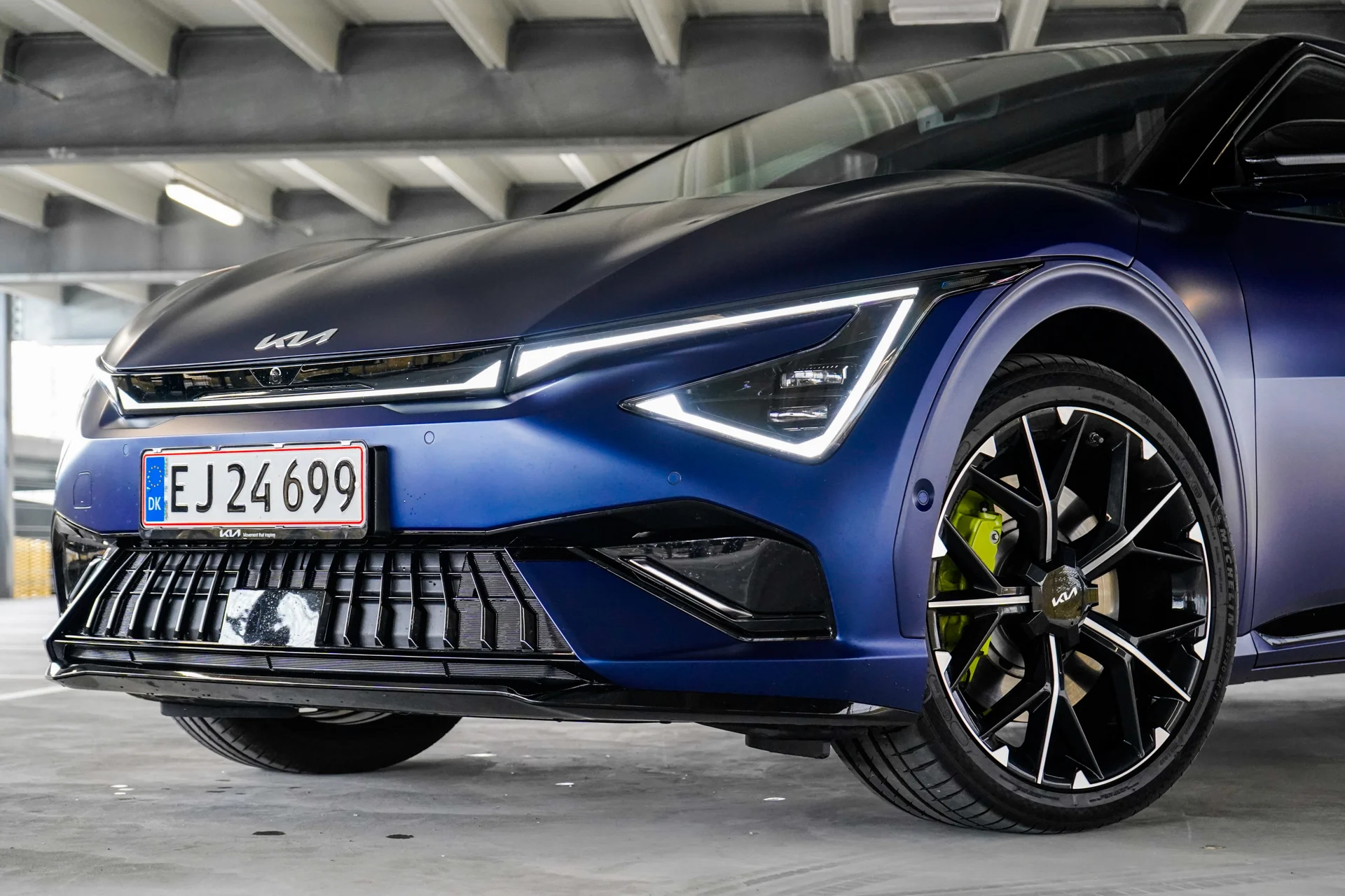 Kia EV6 GT-23