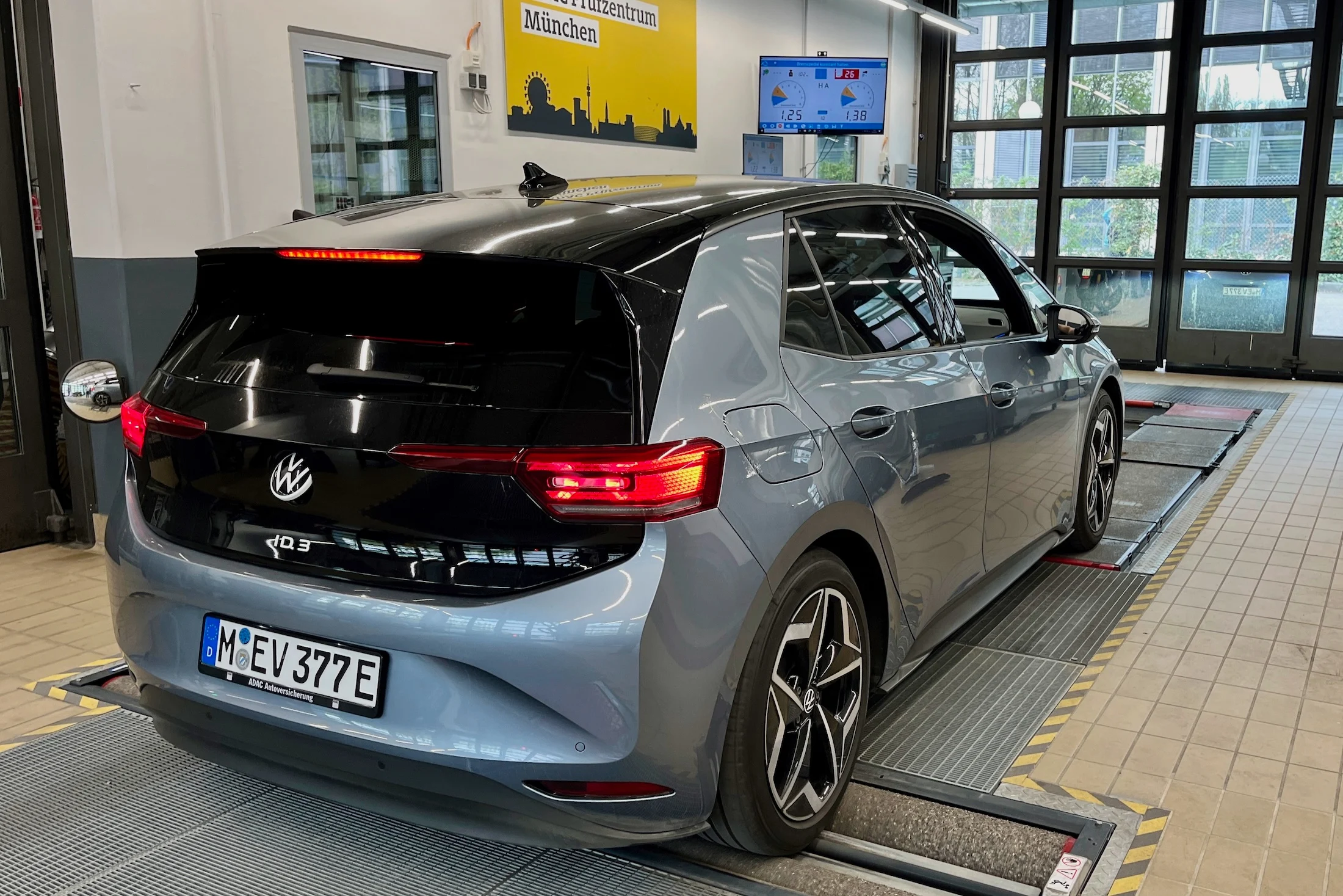 VW ID.3 ADAC 02