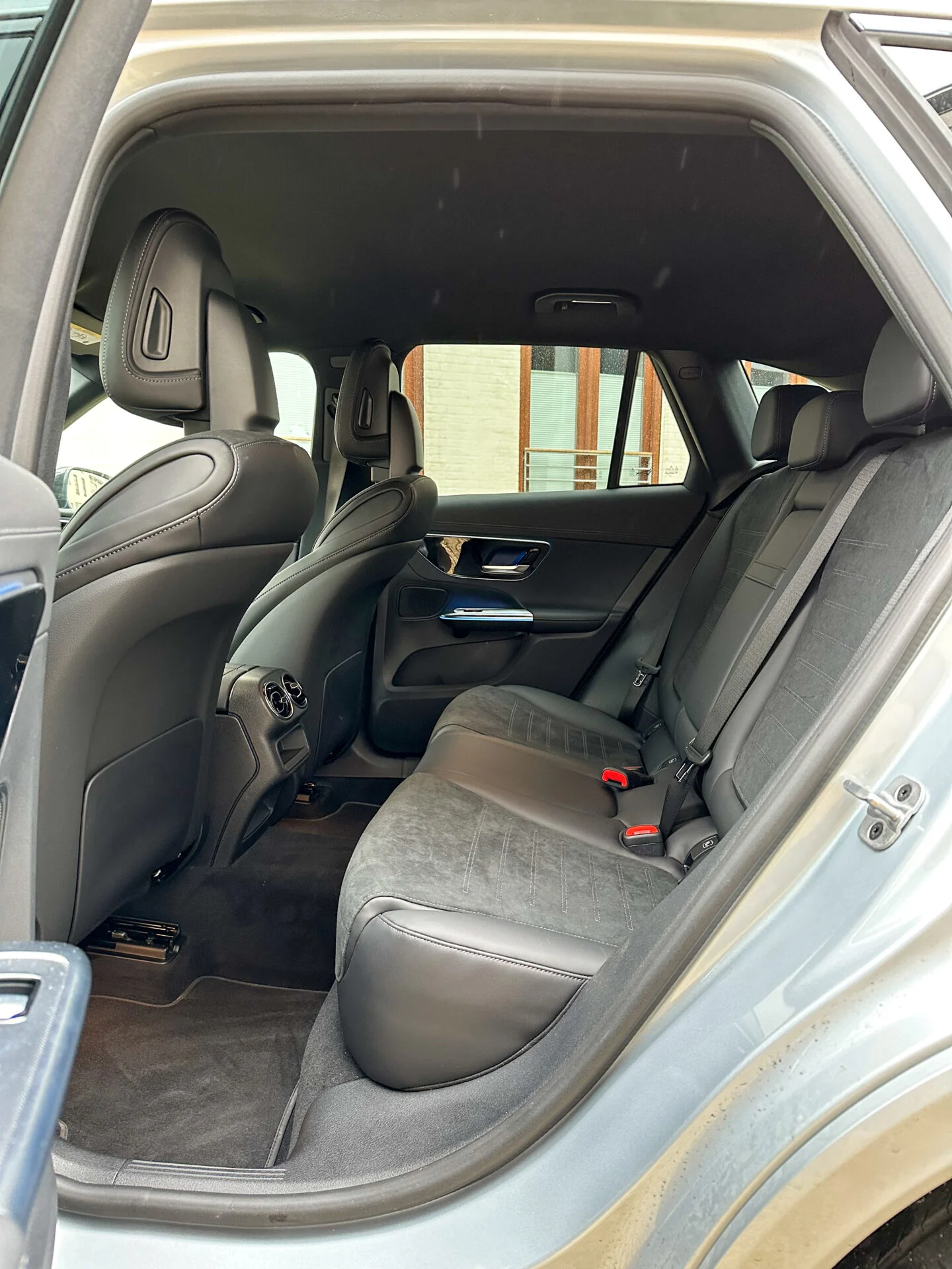 Mercedes-Benz GLC 300de-22