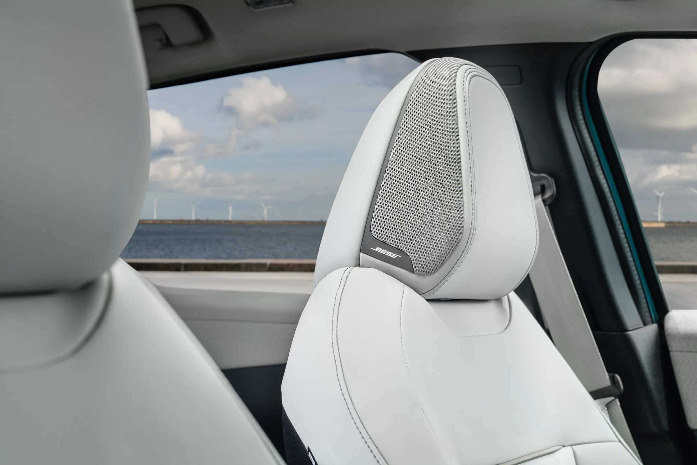 Nissan LEAF075