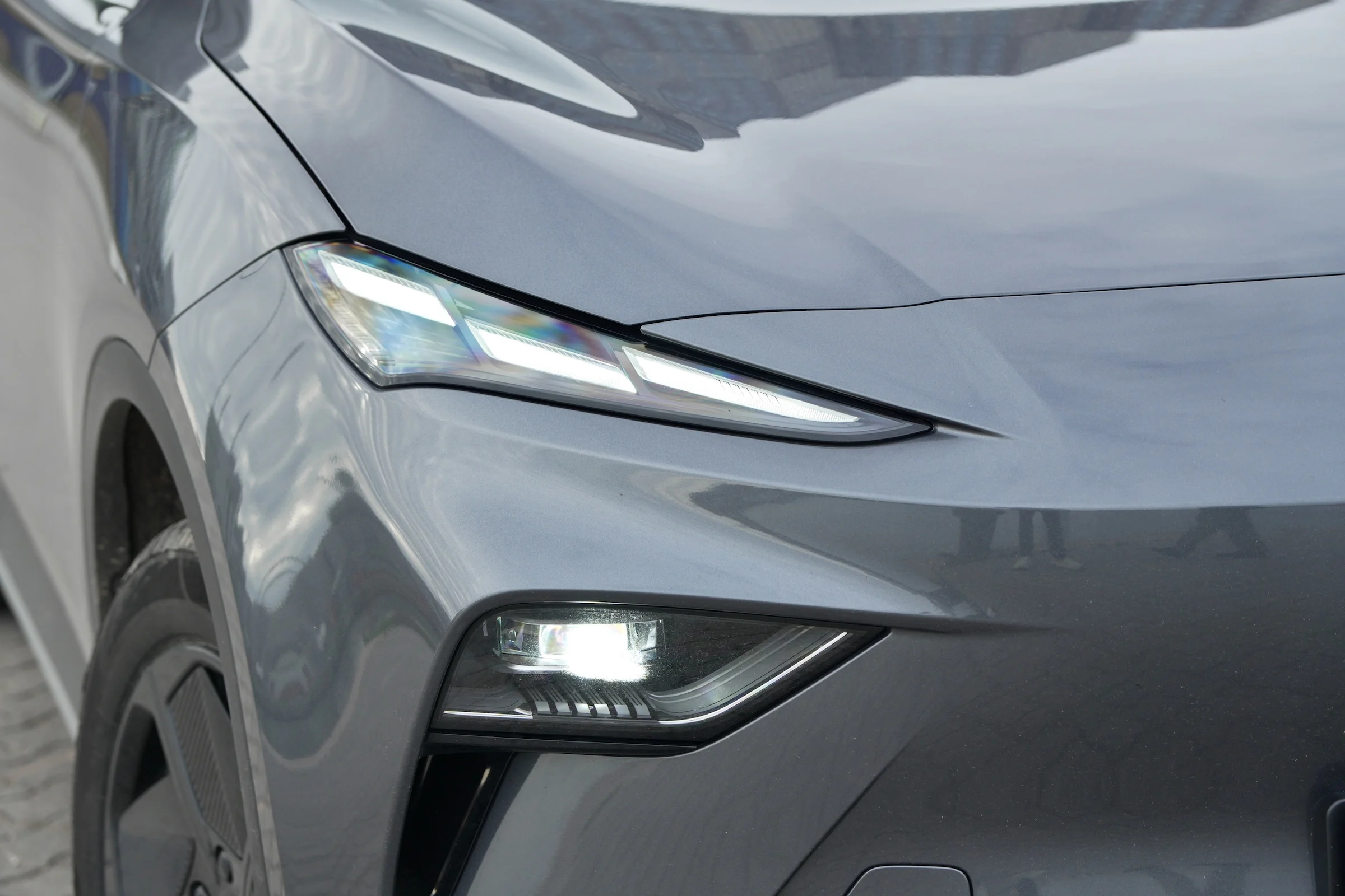 DUEL MGS5 EV vs Omoda 5 EV 192