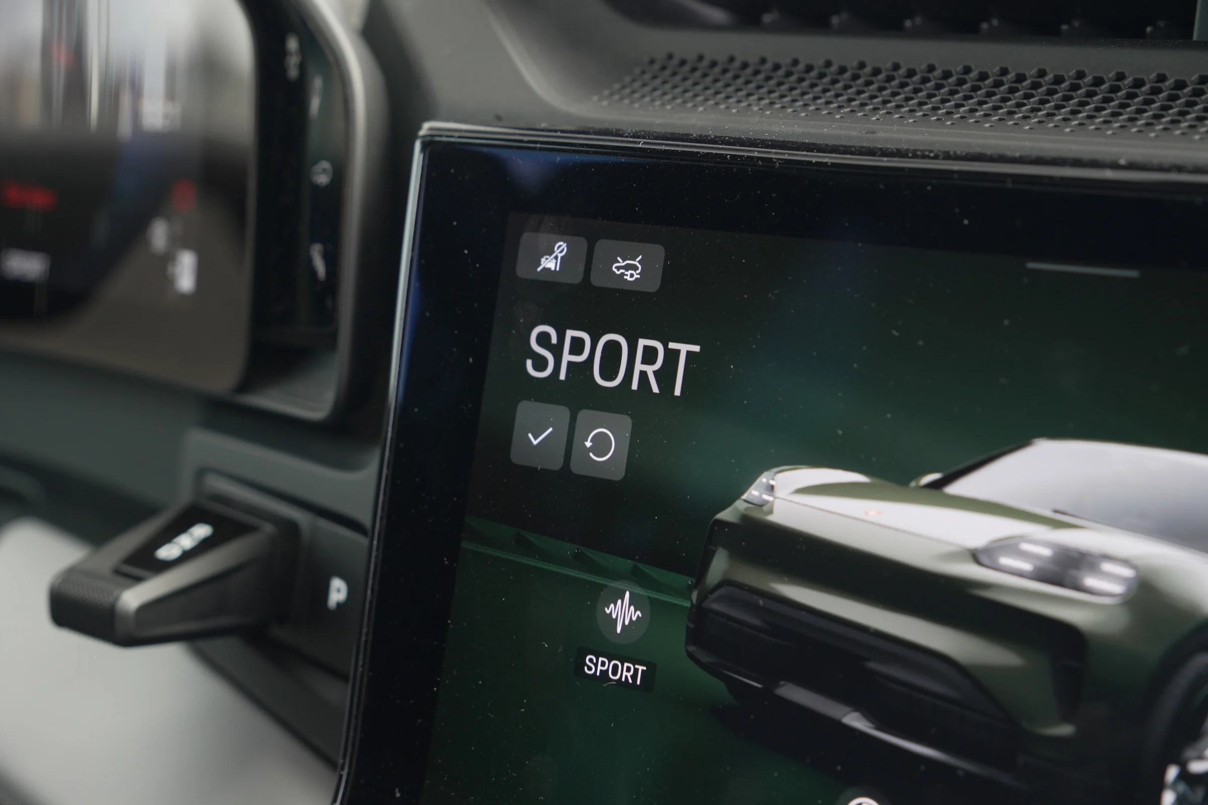 TEST Porsche Cayenne Electric 2387