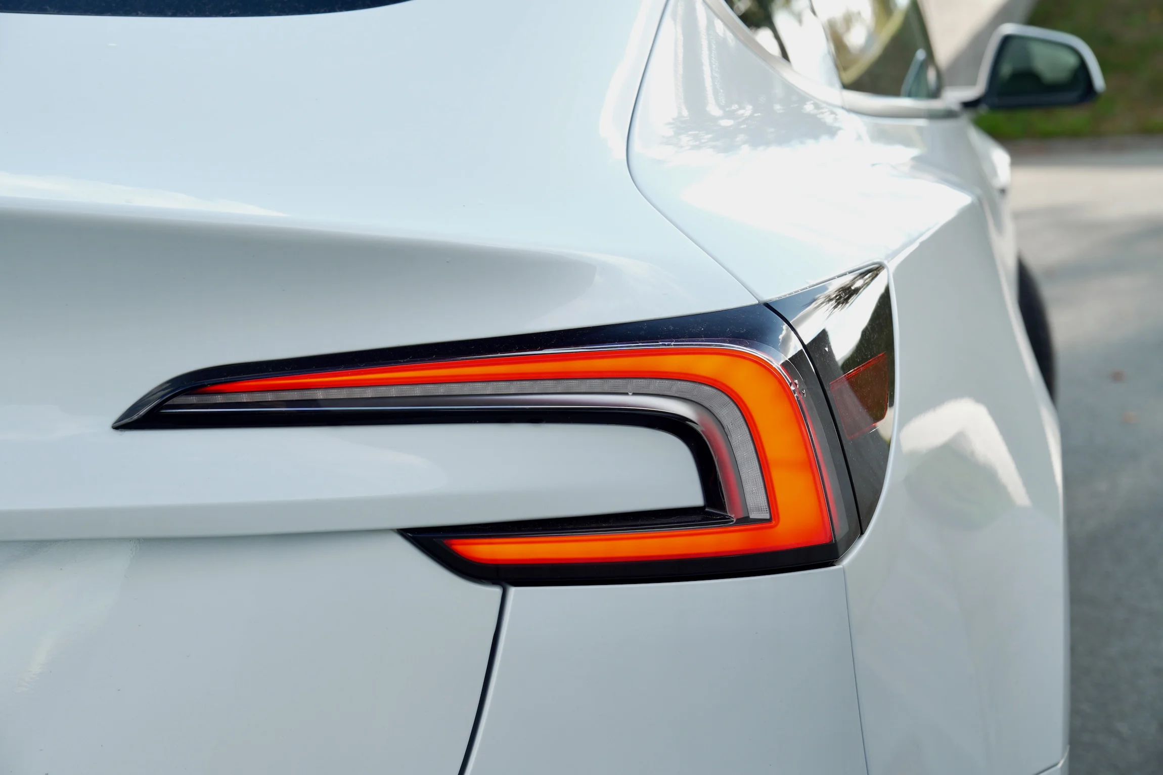 STORTEST Mazda 6e Tesla Model 3 VW ID.7 MBB5129