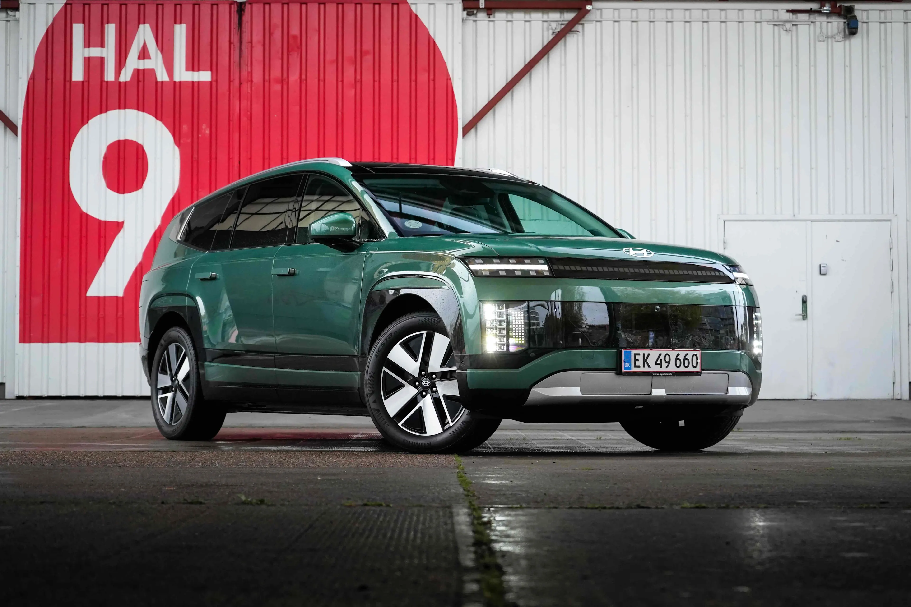 Hyundai Ioniq 9-COVER