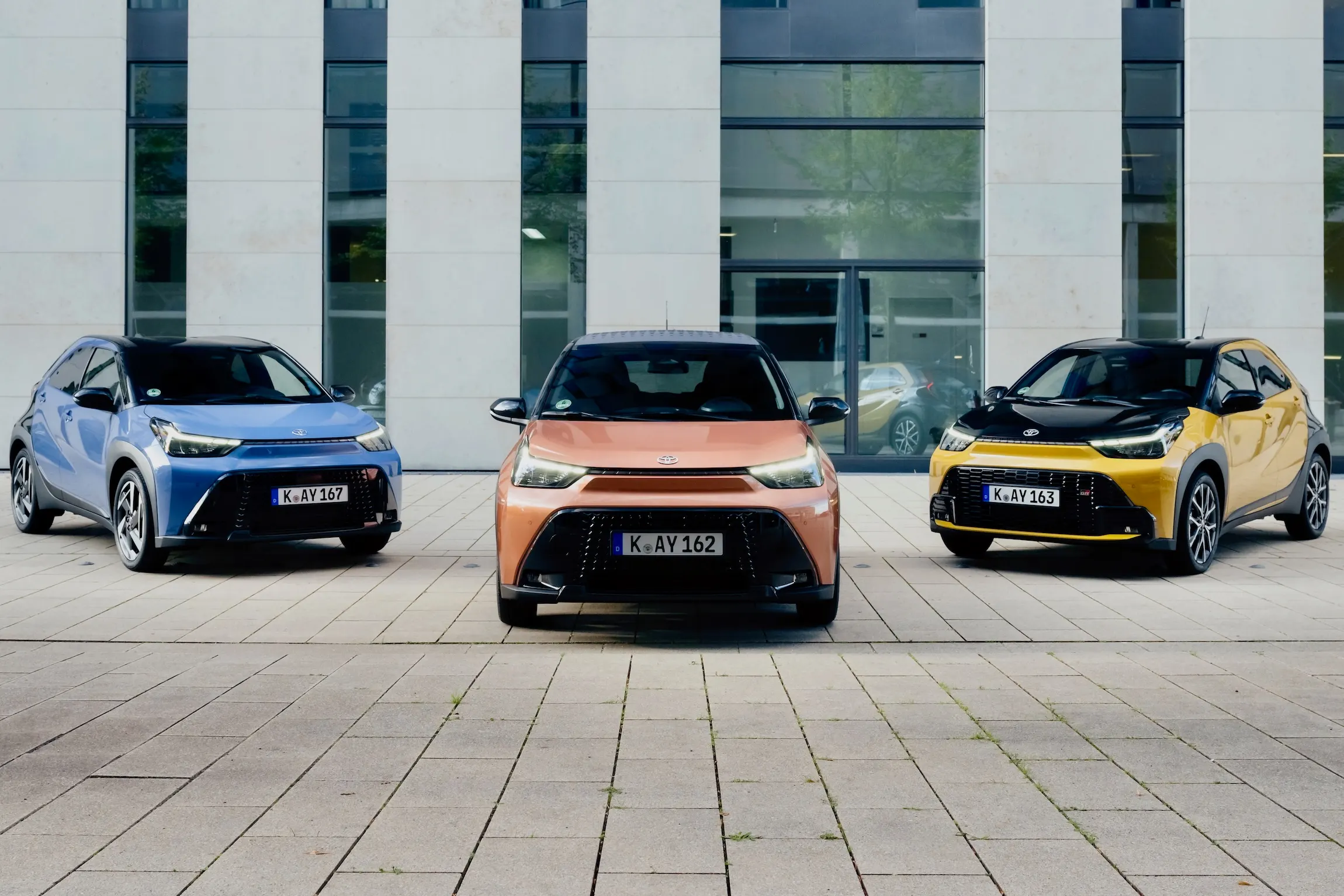 2026 Aygo X Hybrid Combo Static 0002