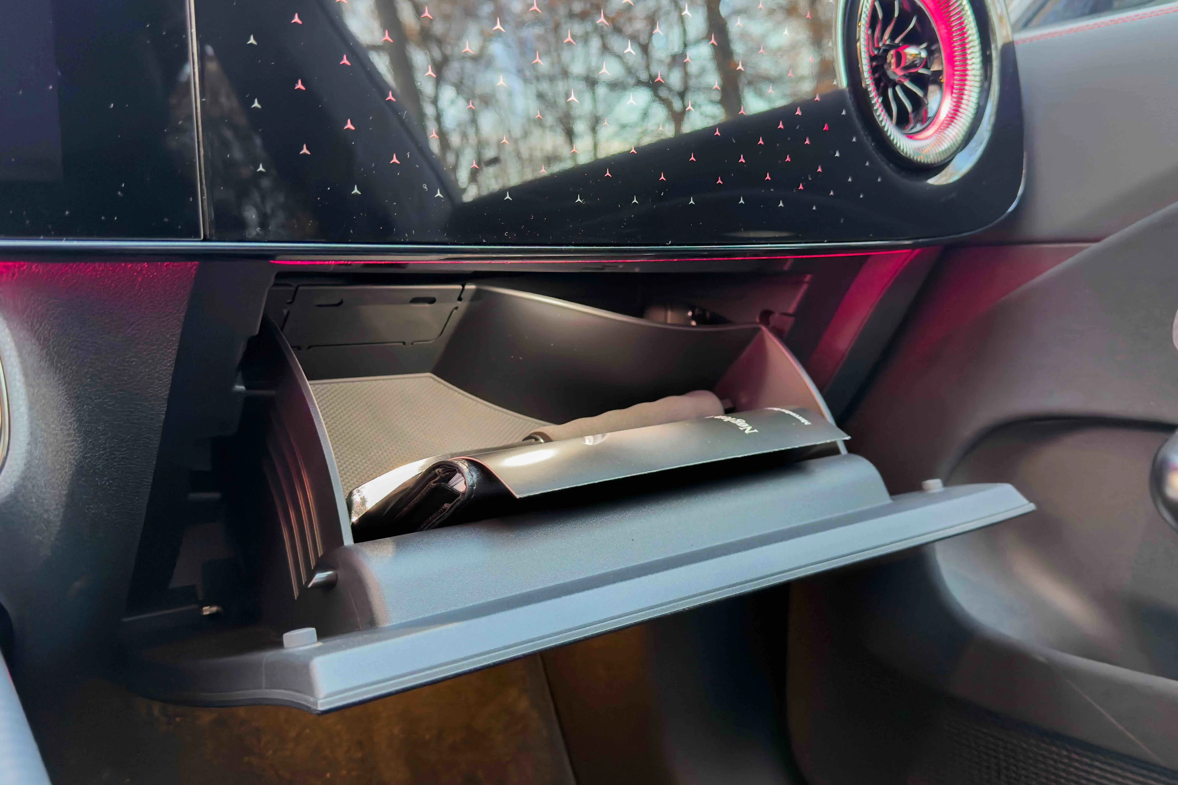 Mercedes-Benz CLA EQ-13